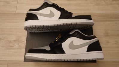 NIKE AIR JORDAN 1 LOW "BLACK/LIGHT SMOKE GREY"