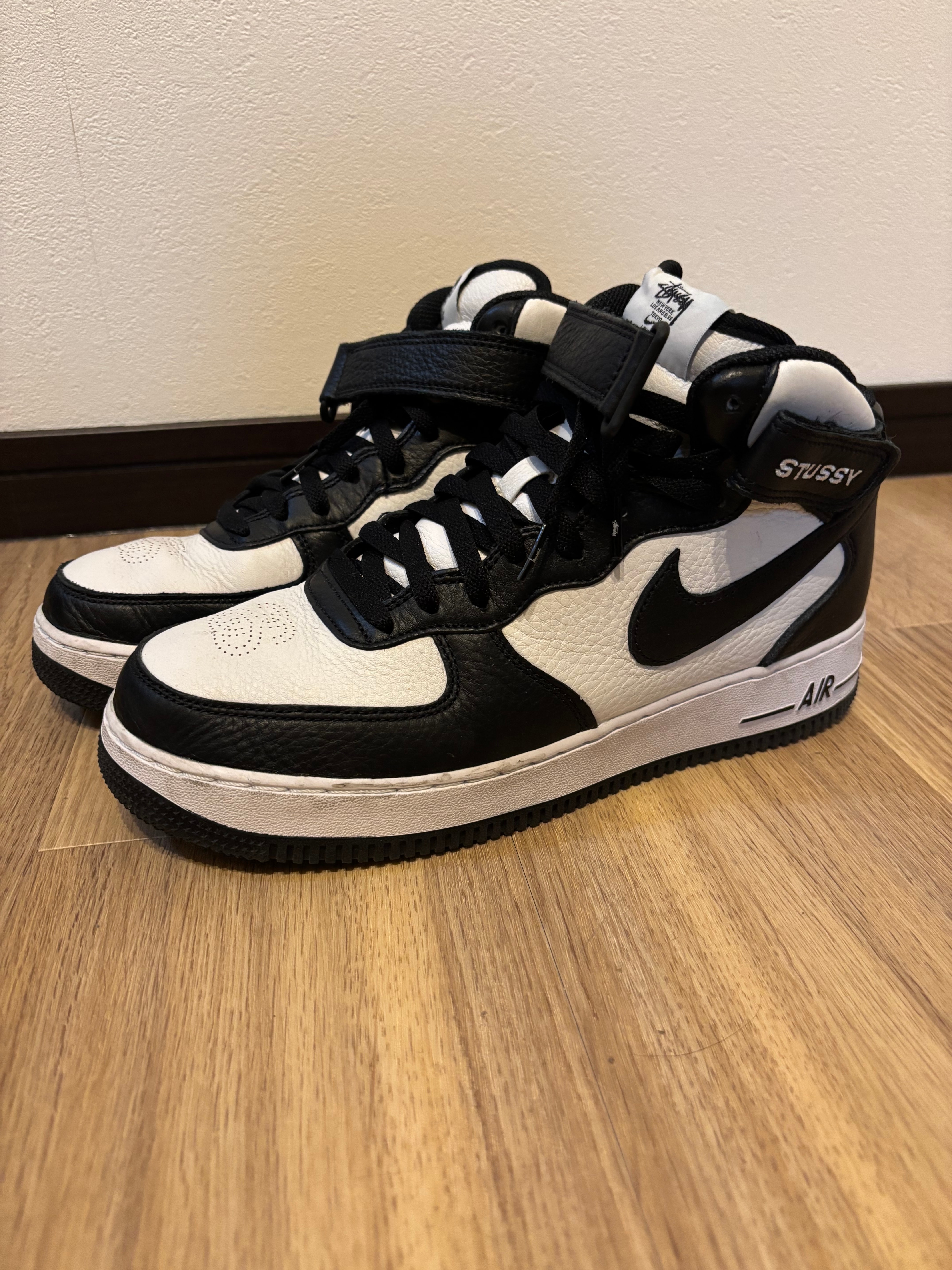 Stussy × Nike Air Force 1 Mid "Black and Light Bone"