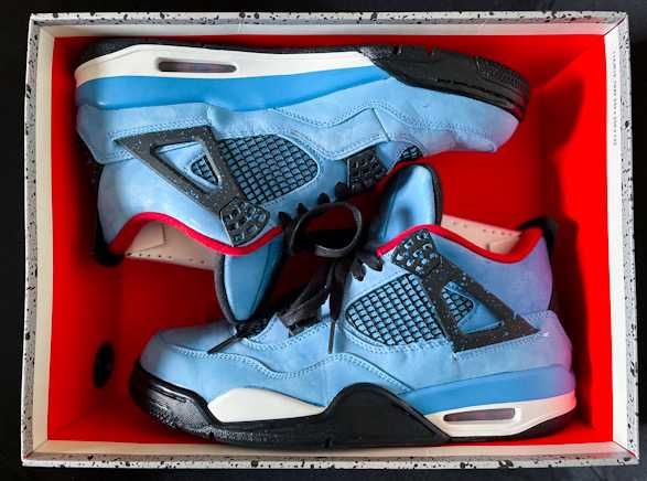 Travis Scott × Nike Air Jordan 4 Retro Cactus Jack "University Blue"