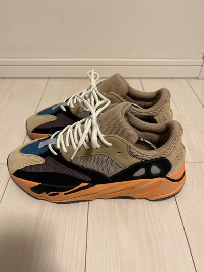 adidas YEEZY Boost 700 "Enflame Amber"
