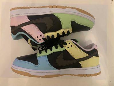 Nike Dunk Low SE "Free.99"