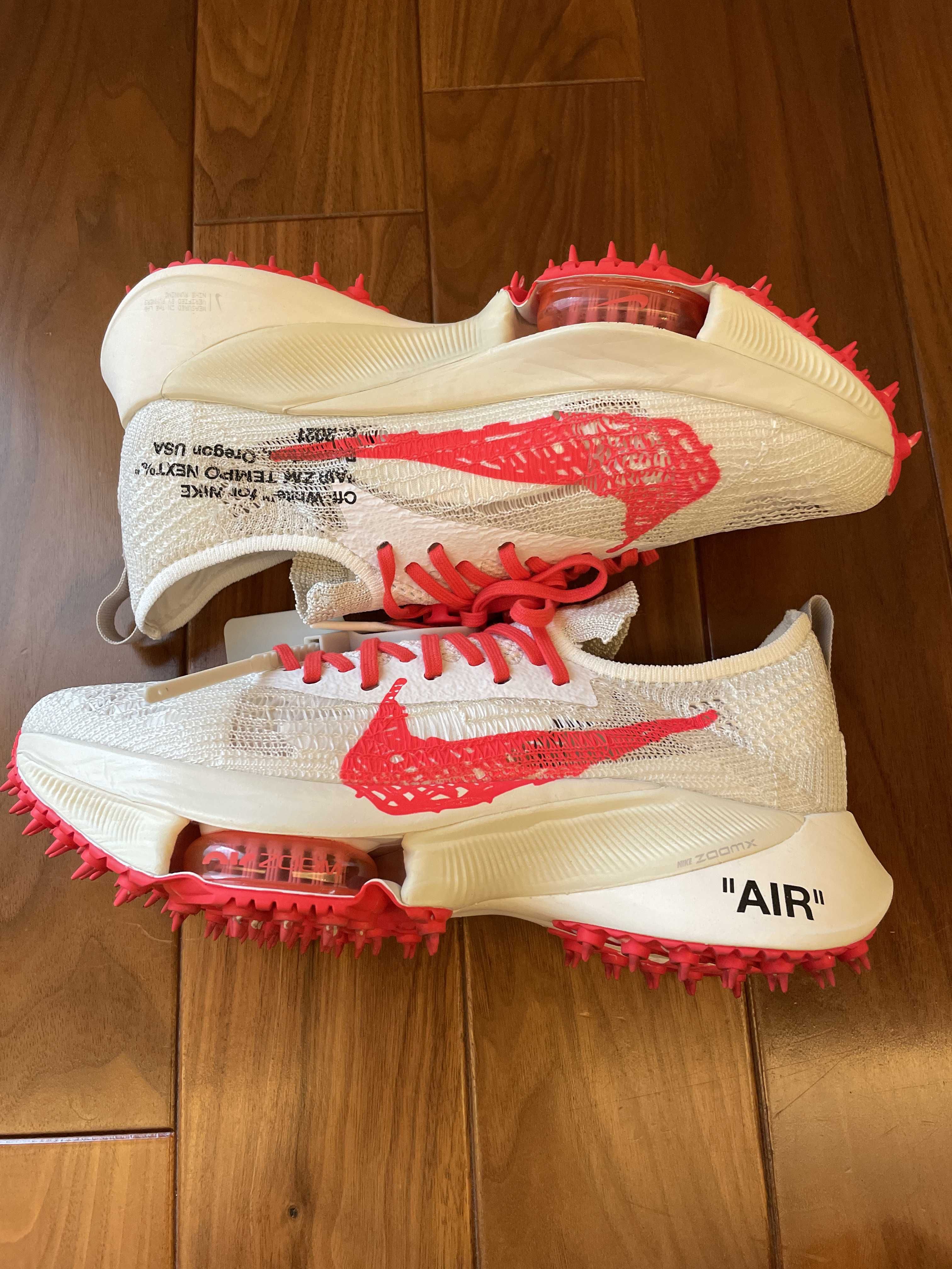 Off-White × Nike Air Zoom Tempo Next% Flyknit "Solar Red"