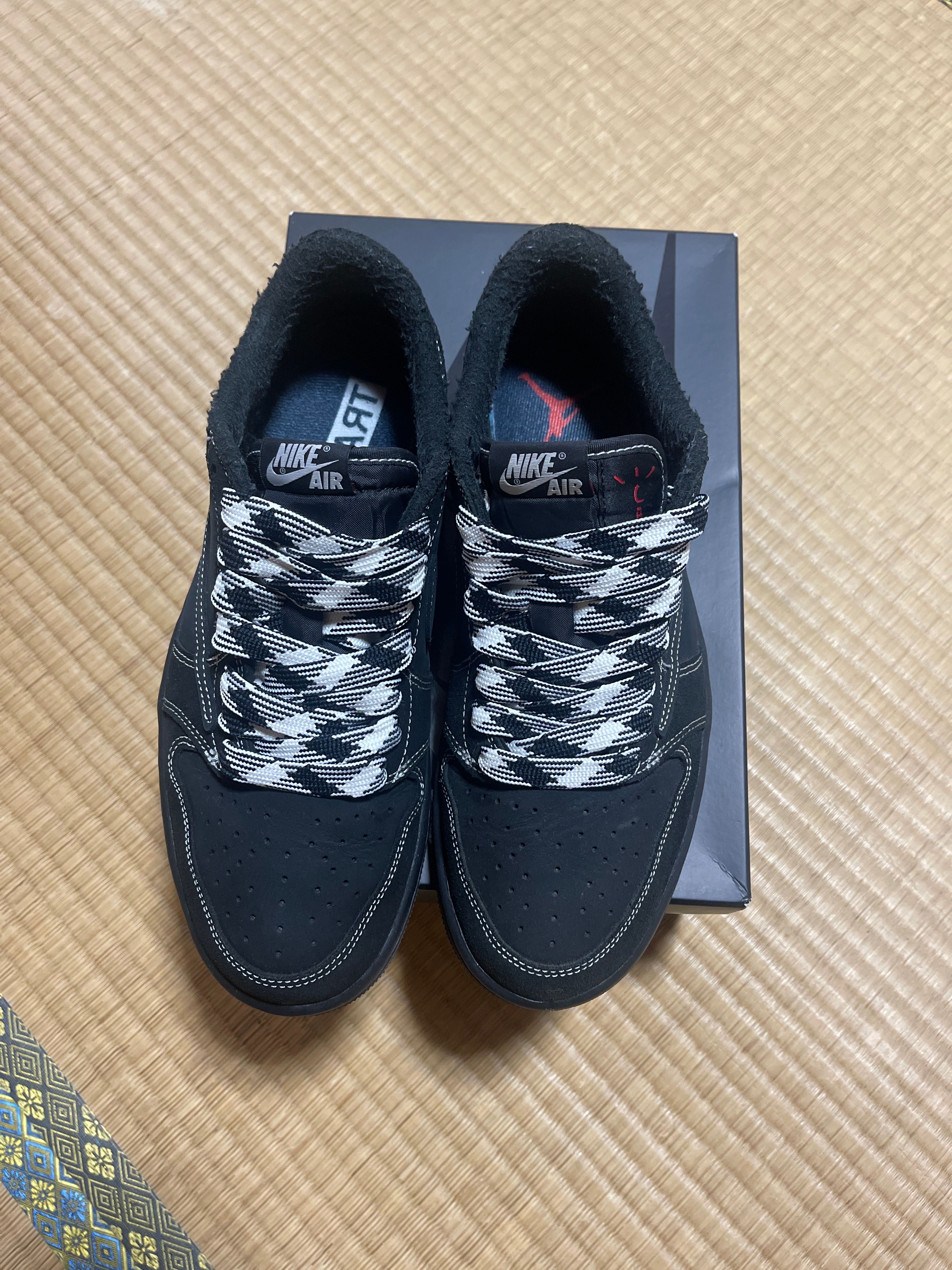 Travis Scott × Nike Air Jordan 1 Low OG SP "Black Phantom"