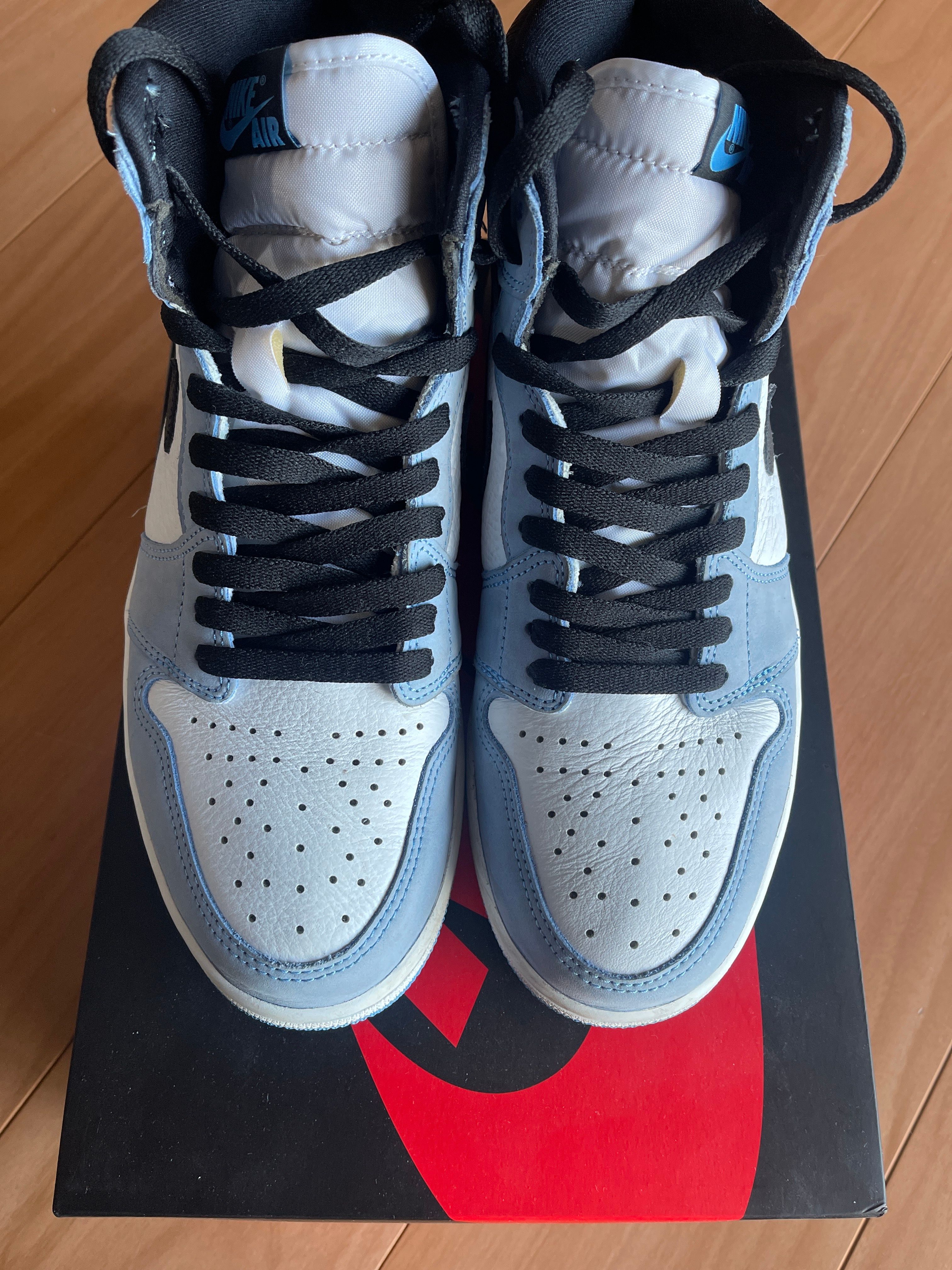 Nike Air Jordan 1 High OG "University Blue"