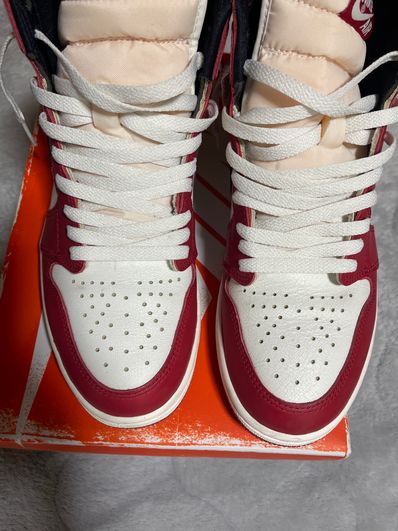 Nike Air Jordan 1 High OG "Lost & Found/Chicago"