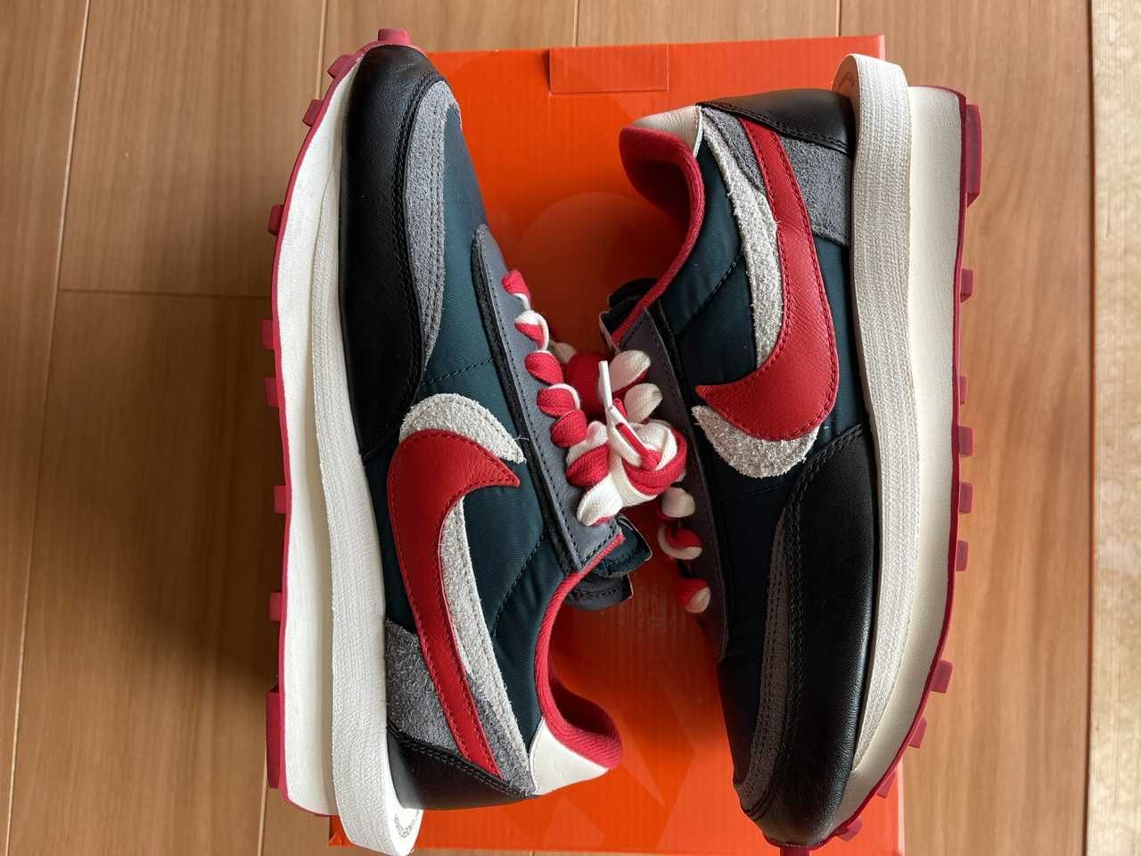 UNDERCOVER × sacai × Nike LD Waffle "Midnight Spruce/Pale Ivory-Dark Grey-University Red"