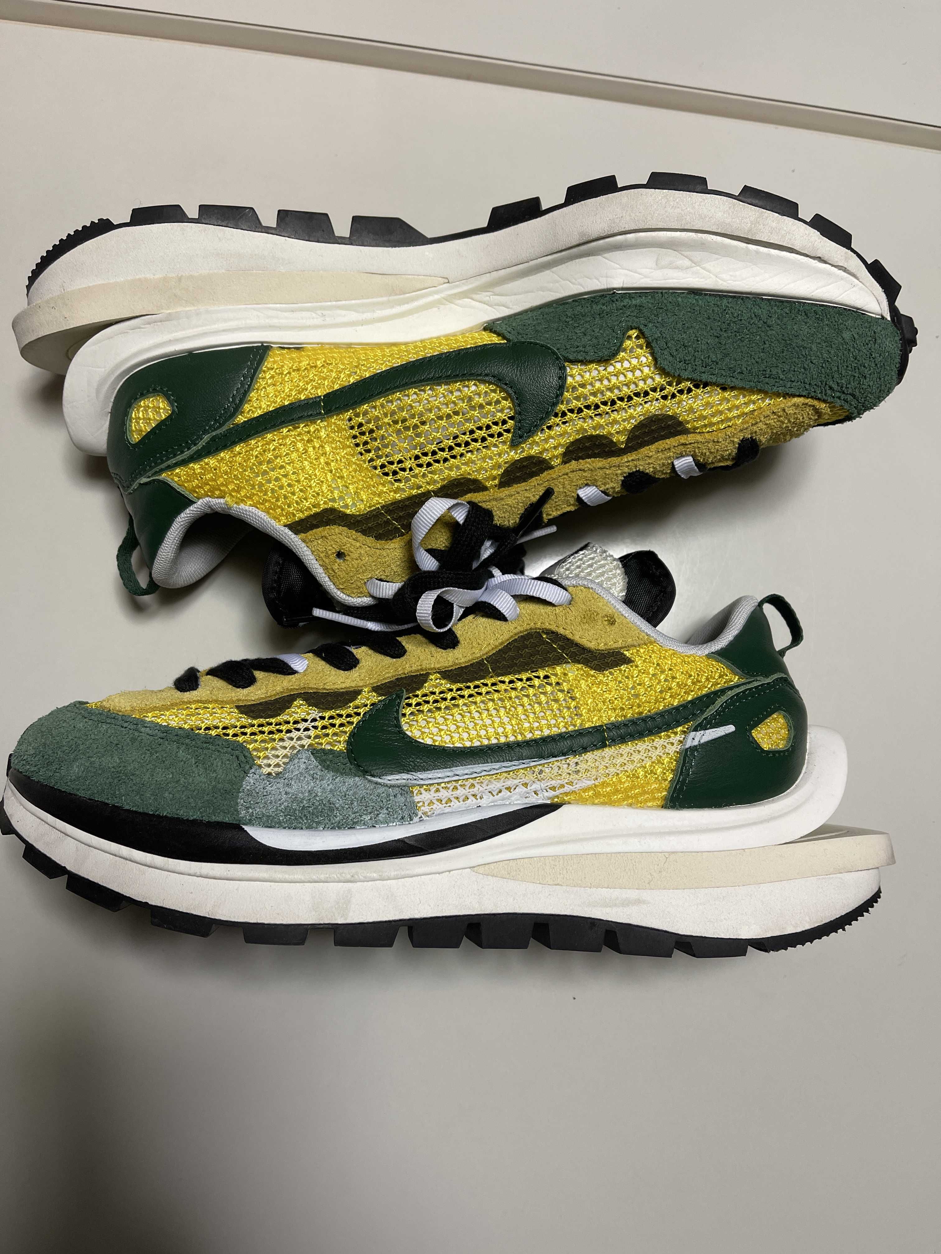 sacai × Nike Vapor Waffle "Tour Yellow/Stadium Green-Sail"