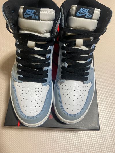 Nike Air Jordan 1 High OG "University Blue"