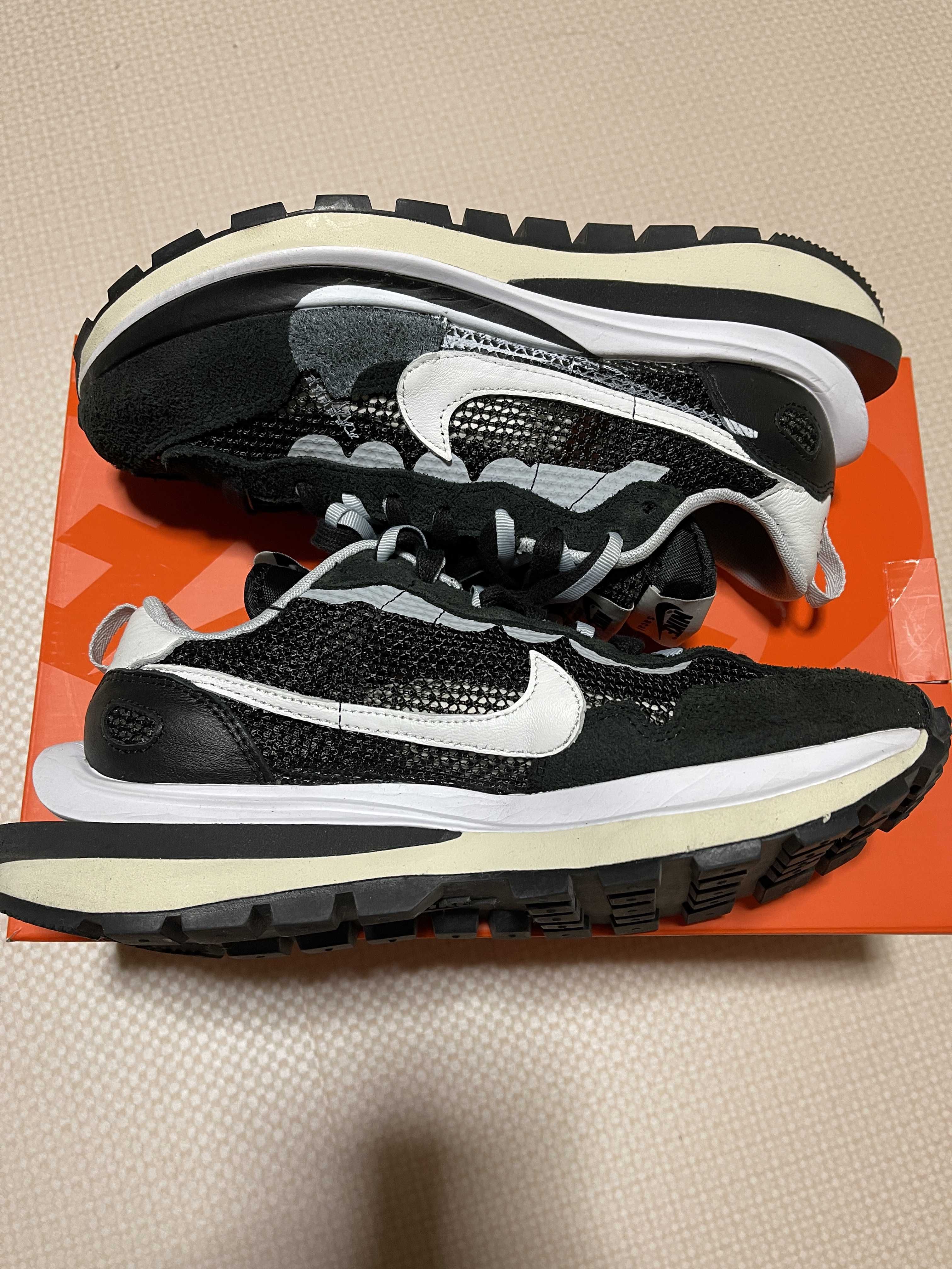sacai × Nike Vapor Waffle "Black and White"