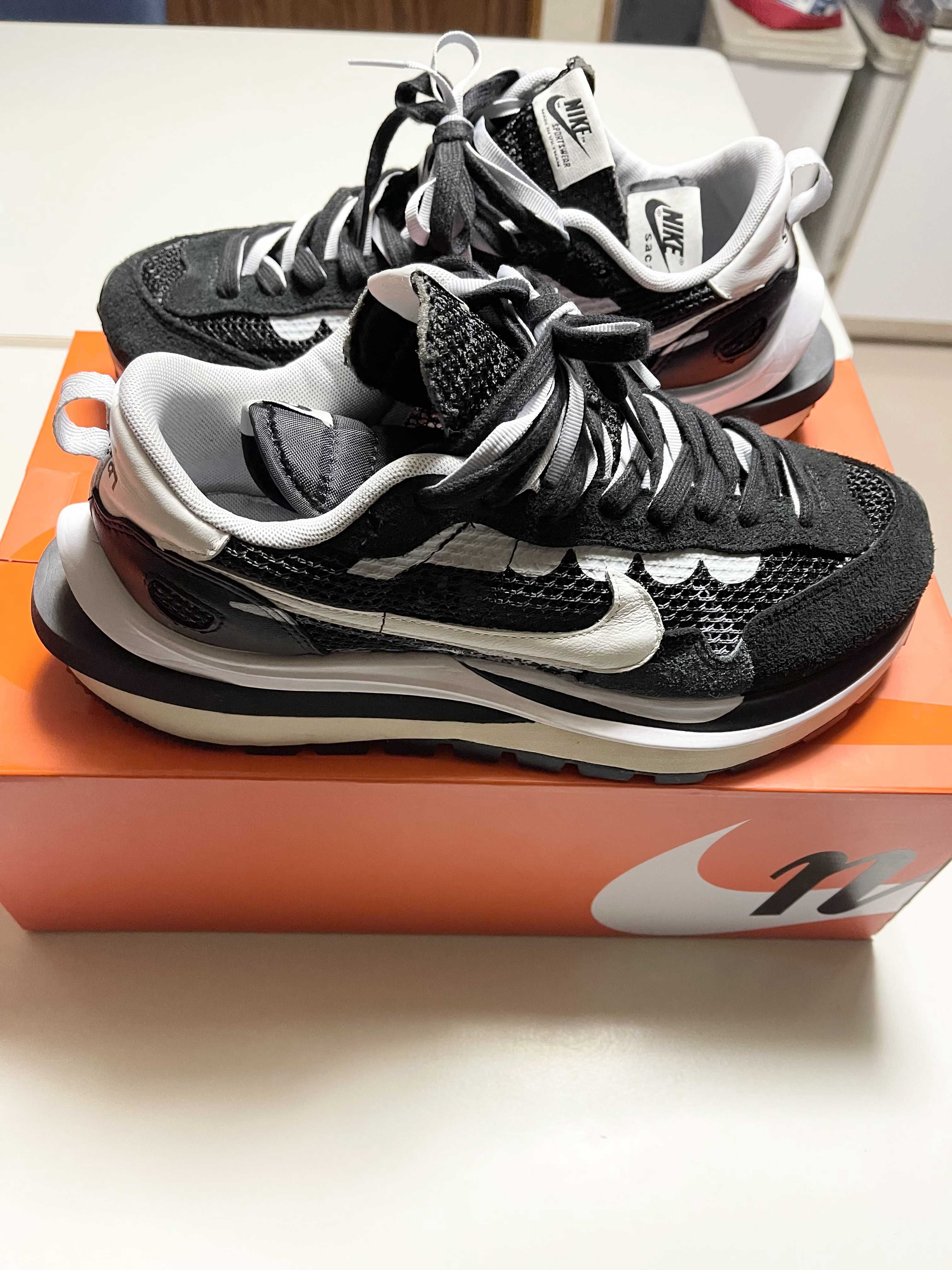 sacai × Nike Vapor Waffle "Black and White"