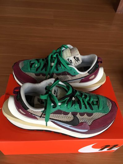 sacai × Nike Vapor Waffle "String/Red/Green"