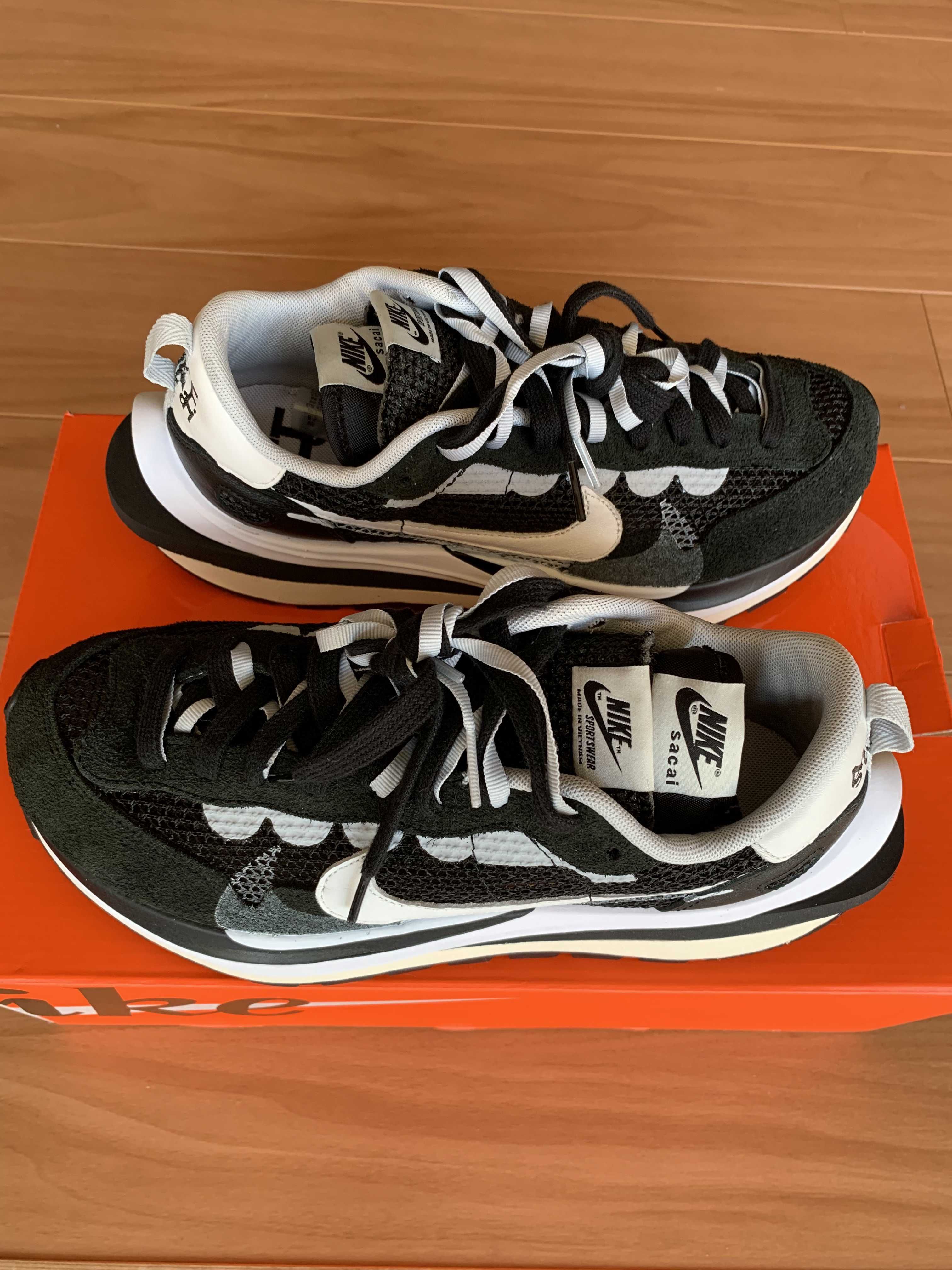 sacai × Nike Vapor Waffle "Black and White"