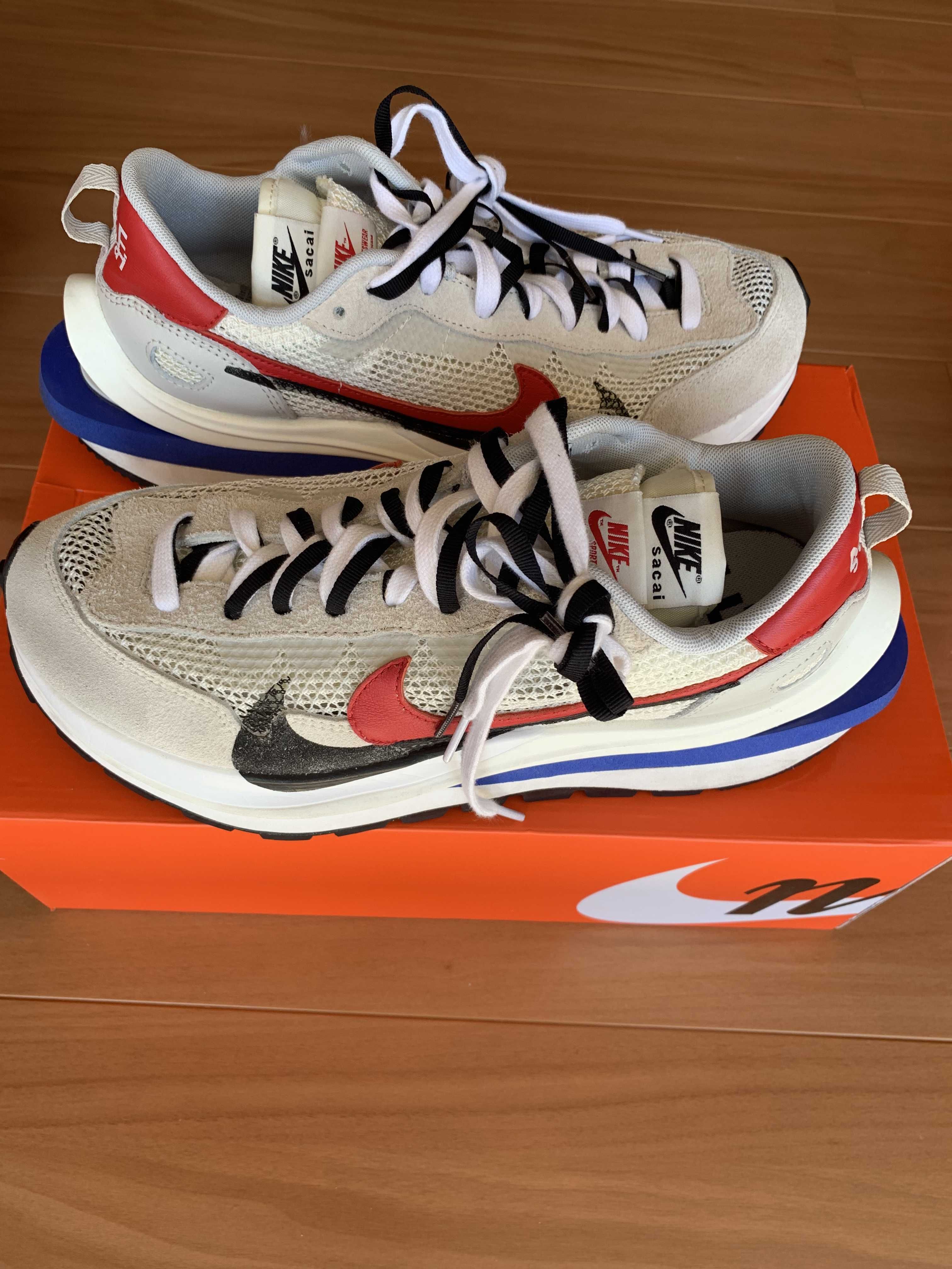 sacai × Nike Vapor Waffle "Royal Fuchsia"