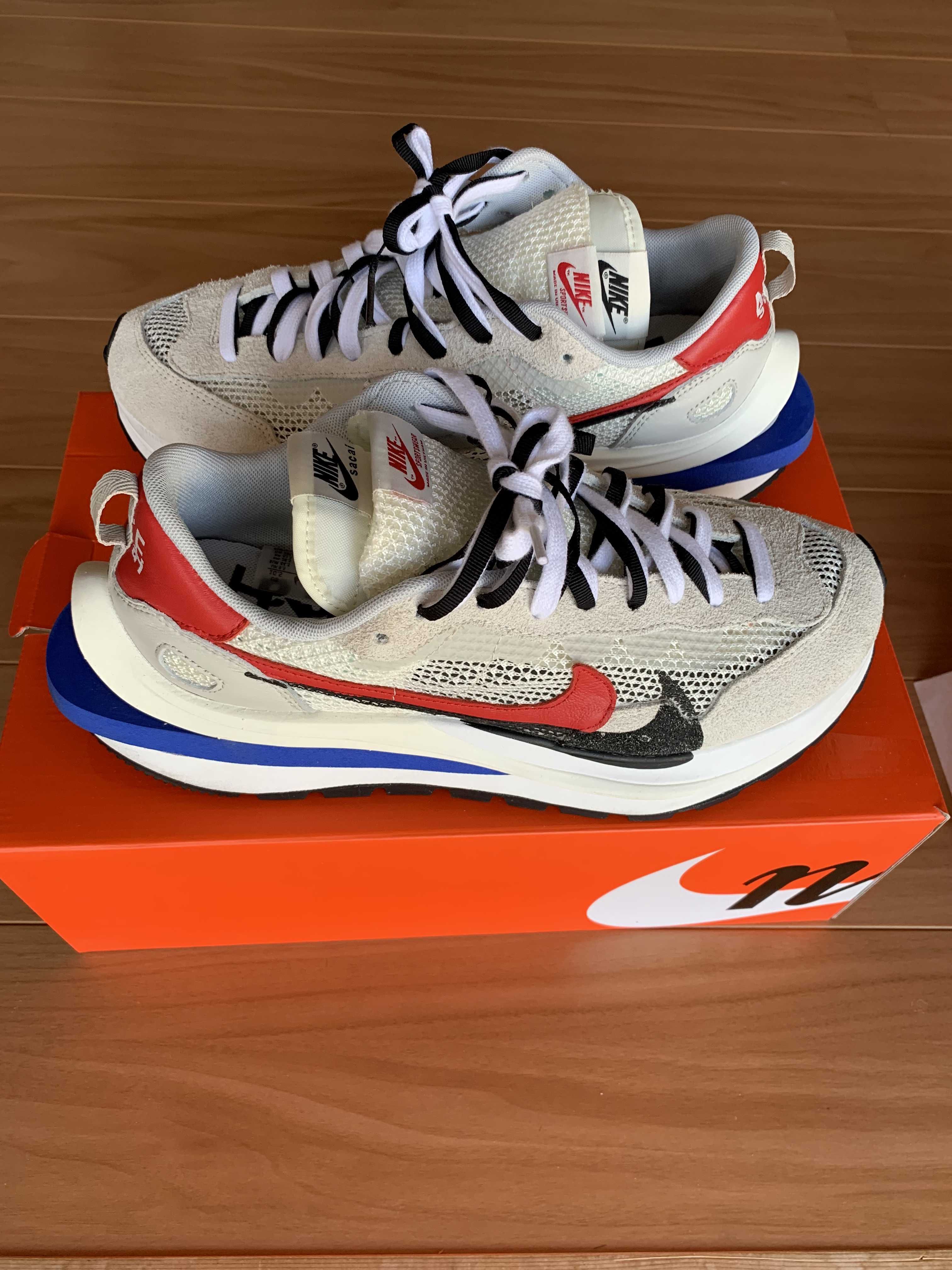 sacai × Nike Vapor Waffle "Royal Fuchsia"