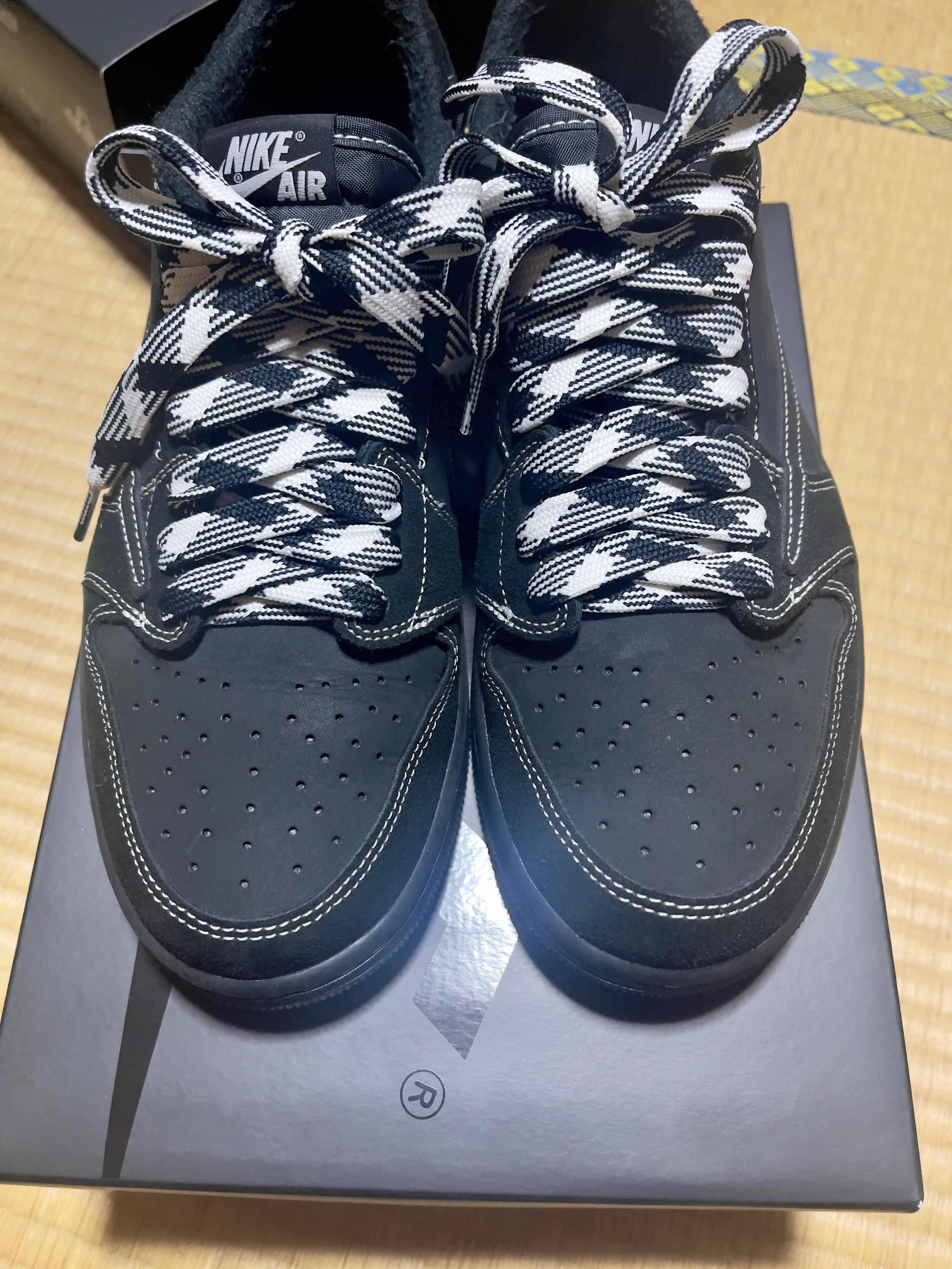 Travis Scott × Nike Air Jordan 1 Low OG SP "Black Phantom"