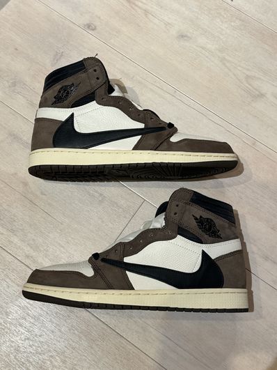 Travis Scott × Nike Air Jordan 1 Retro High OG TS SP "Sail/Dark Mocha"