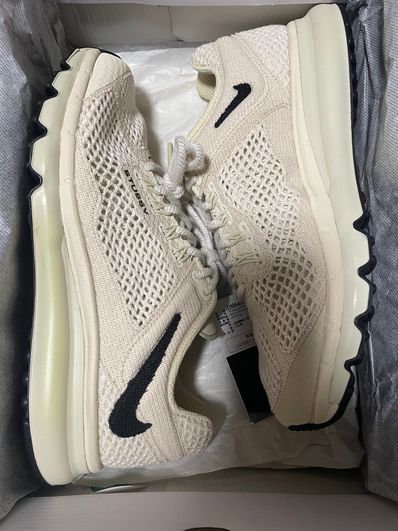 Stussy × Nike Air Max 2013 "Fossil"