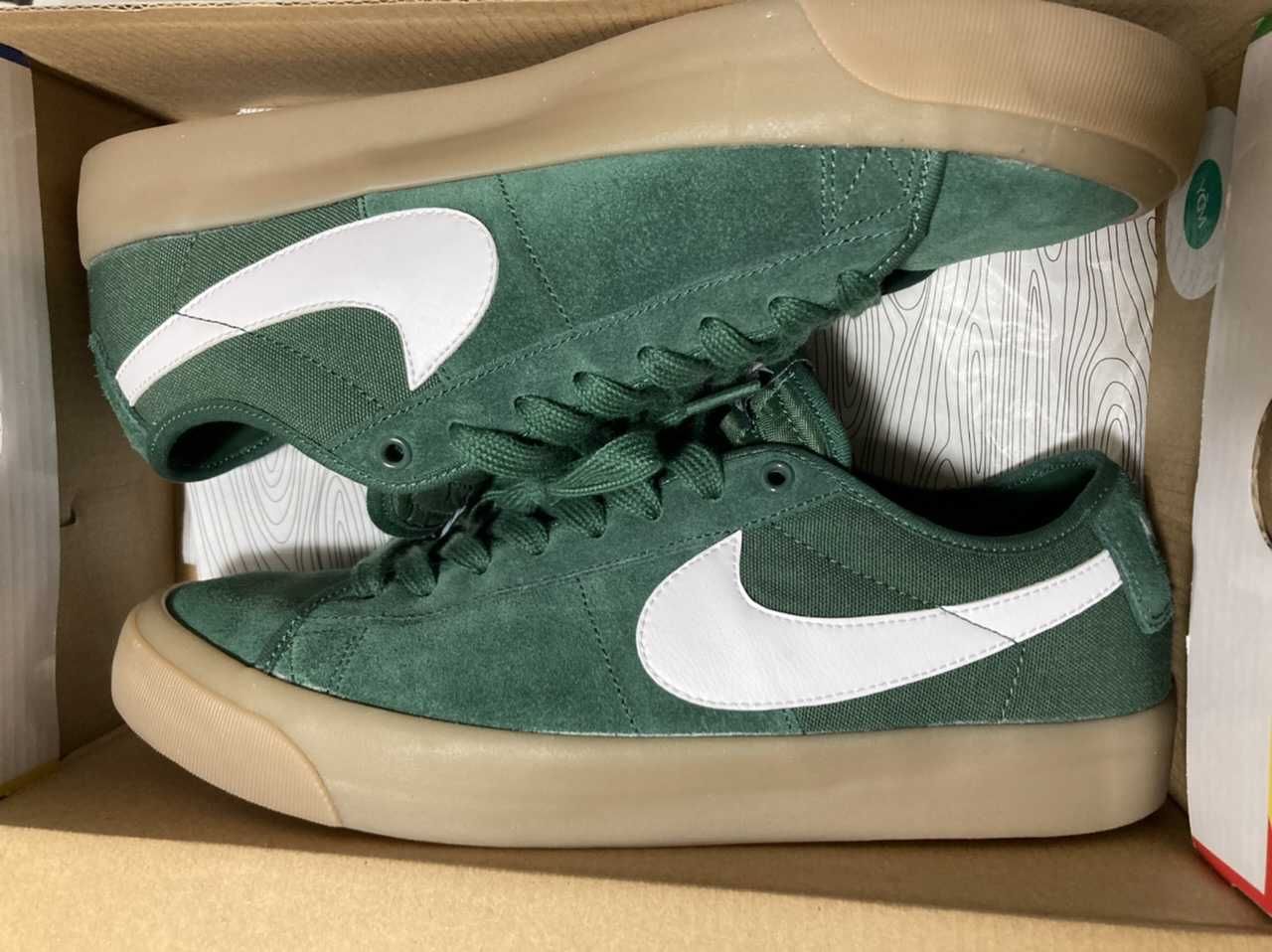 【中古美品】Nike SB Zoom Blazer Low Green Gum NIKE - NIKE SB ZOOM BLAZER LOW GREEN GUM グリーンガムの通販