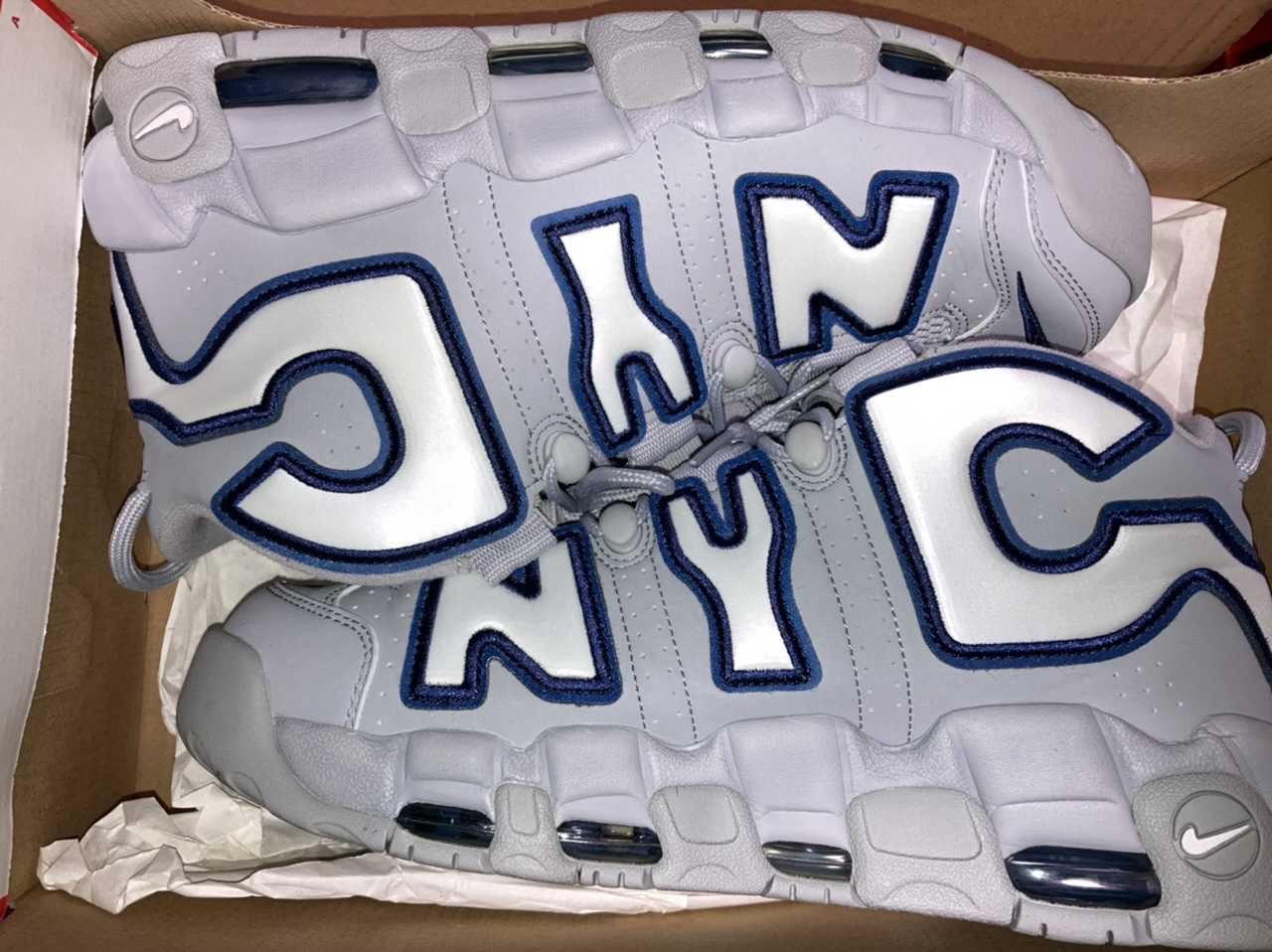 NIKE AIR MORE UPTEMPO "NEW YORK"