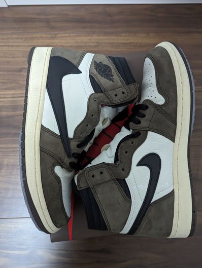 Travis Scott × Nike Air Jordan 1 Retro High OG TS SP "Sail/Dark Mocha"
