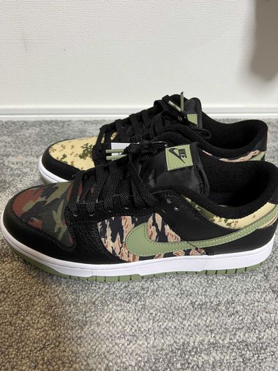 NIKE DUNK LOW SE "BLACK MULTI CAMO"