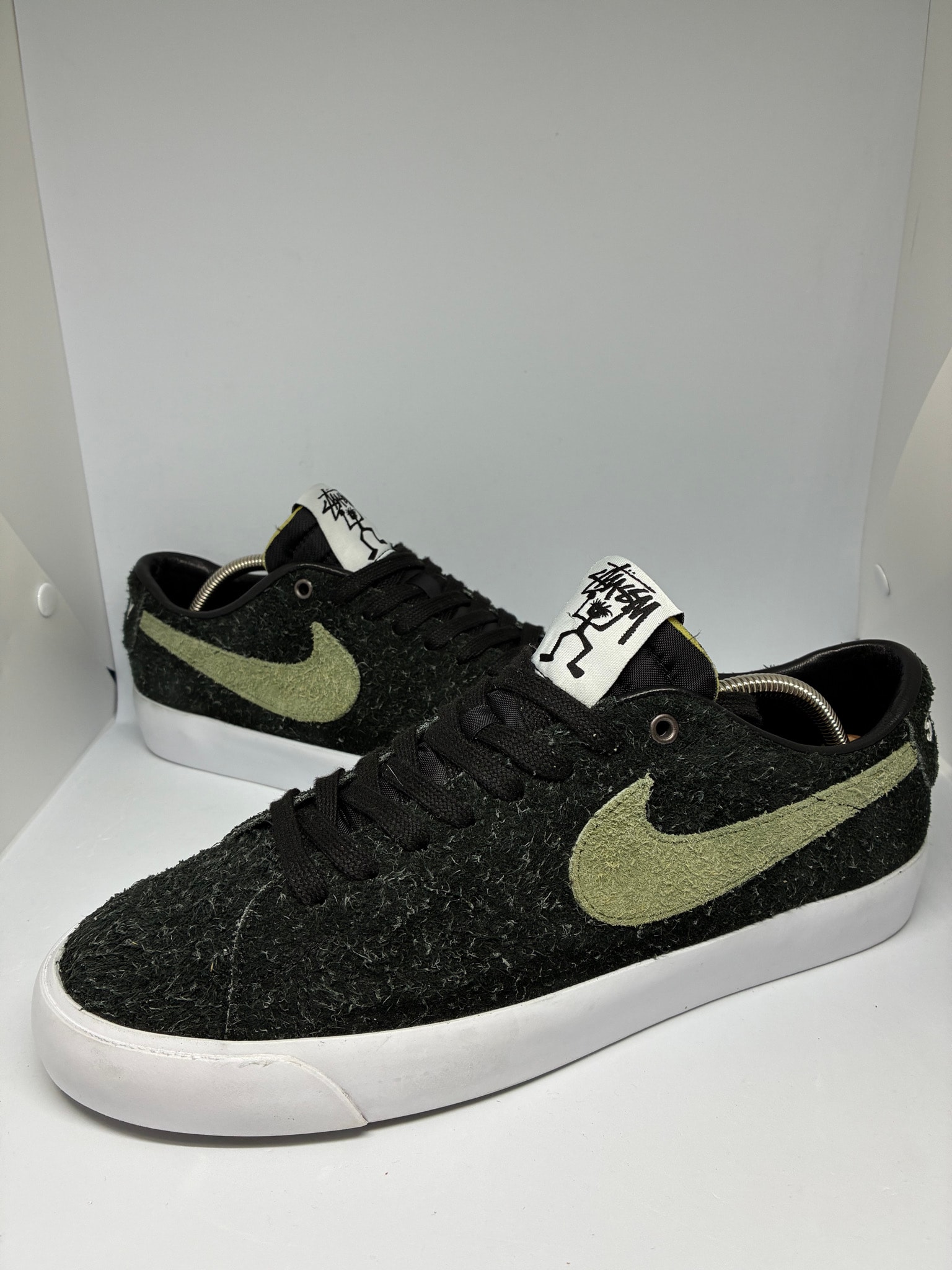 Stussy × Nike SB Blazer Low "Black/Palm Green"