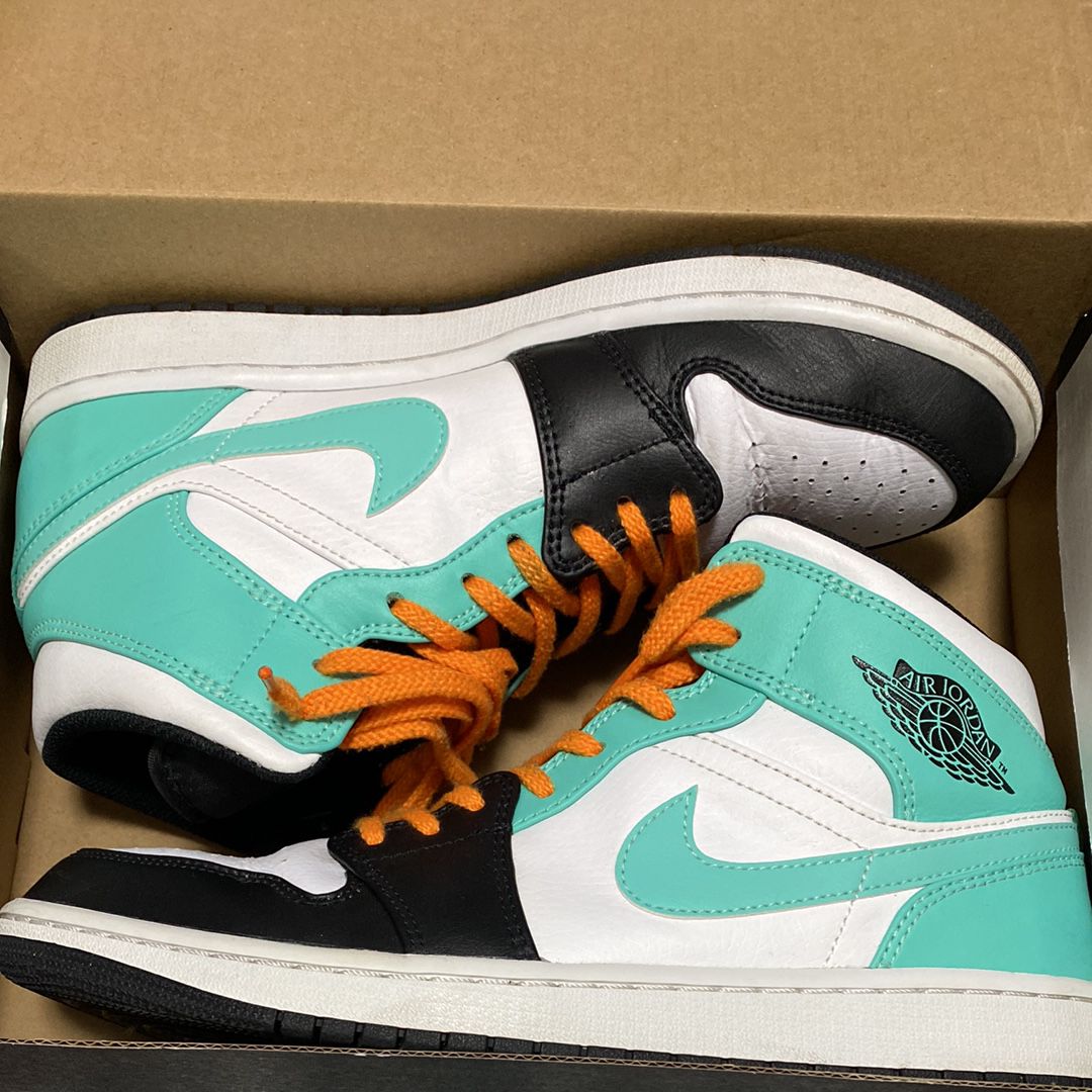 NIKE AIR JORDAN 1 MID "TROPICAL TWIST"