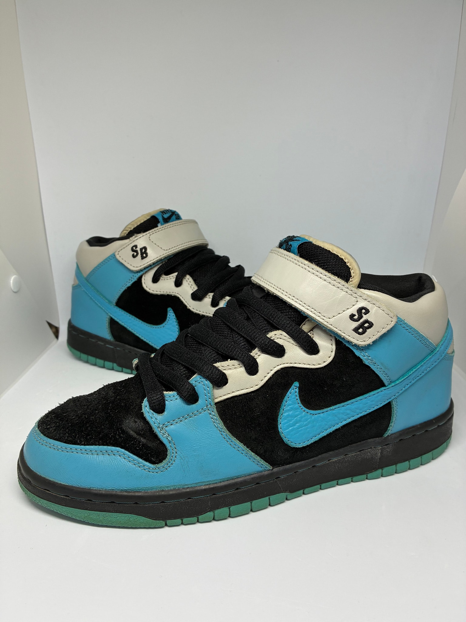 Nike SB Dunk Mid "Aqua Fuel Blue"