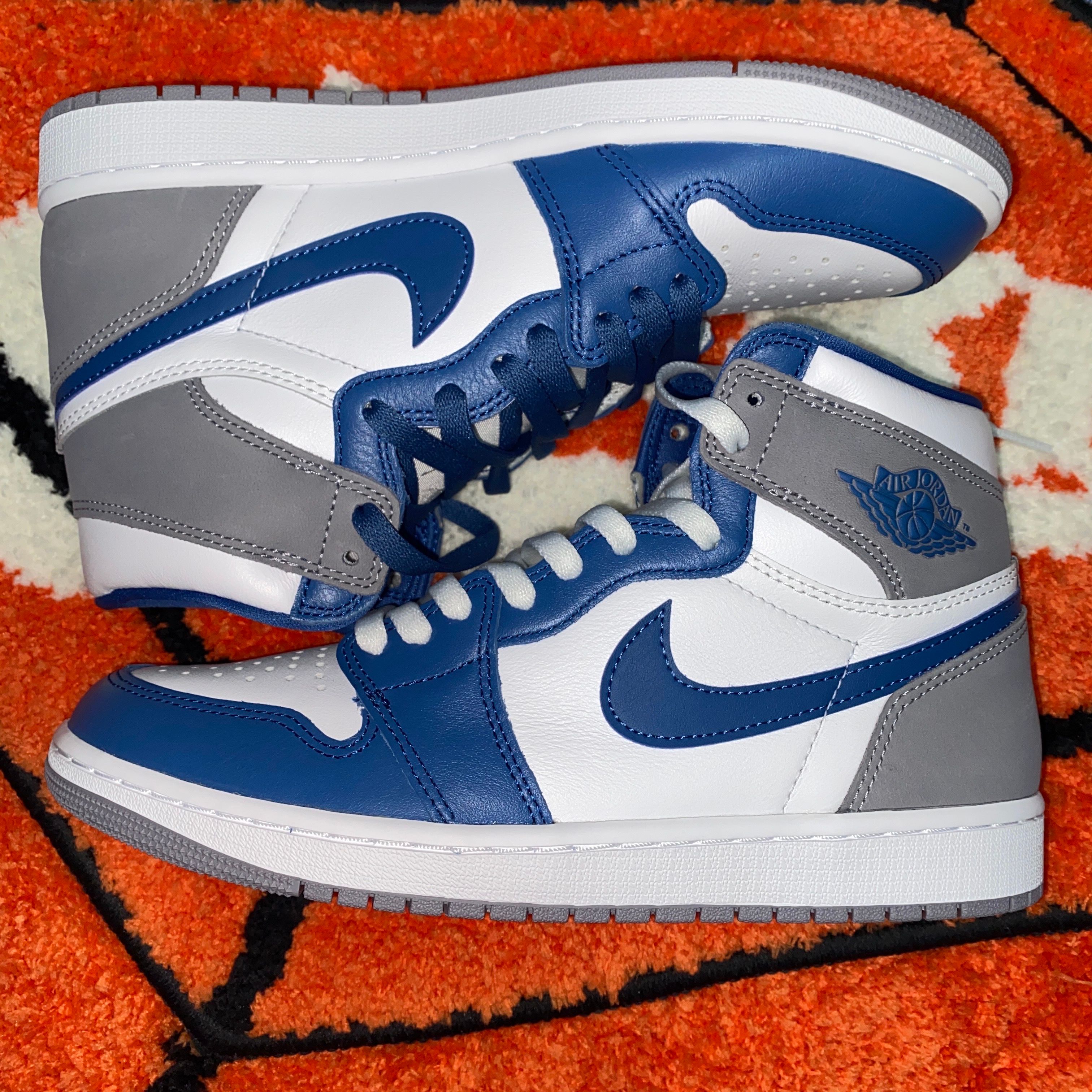 Nike Air Jordan 1 High OG "True Blue"