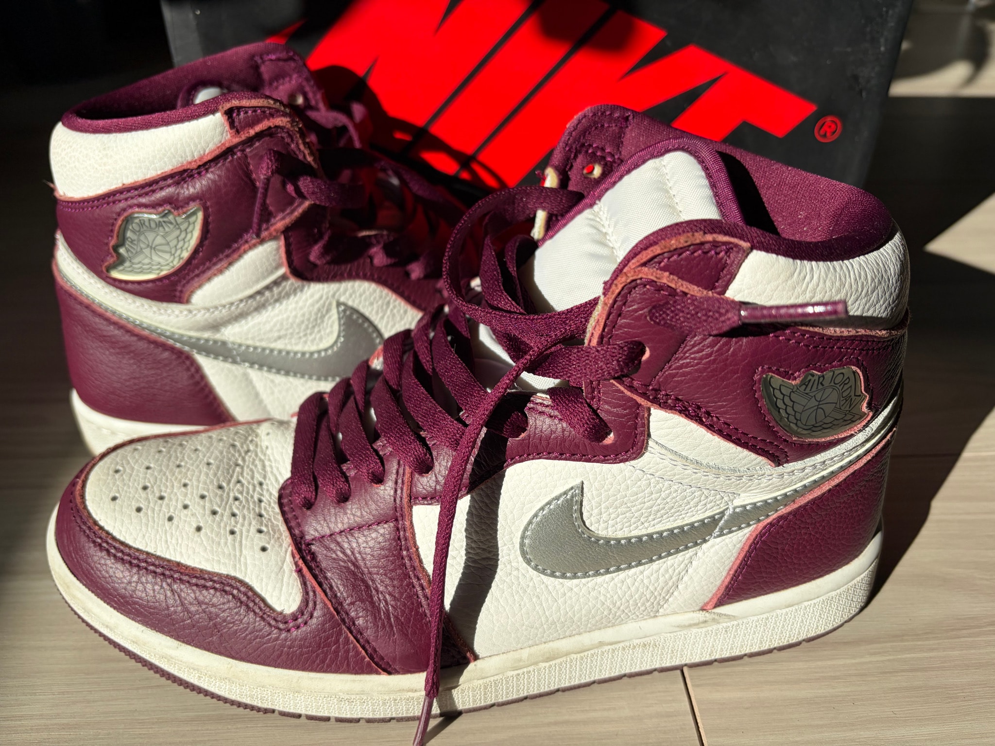Nike Air Jordan 1 High OG "Bordeaux"