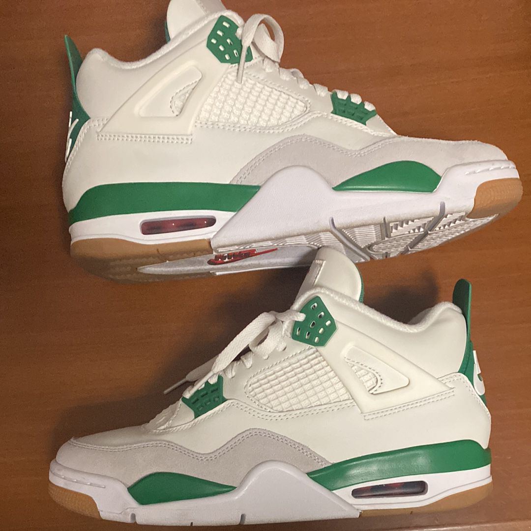 Nike SB × Air Jordan 4 Retro SP "Pine Green"
