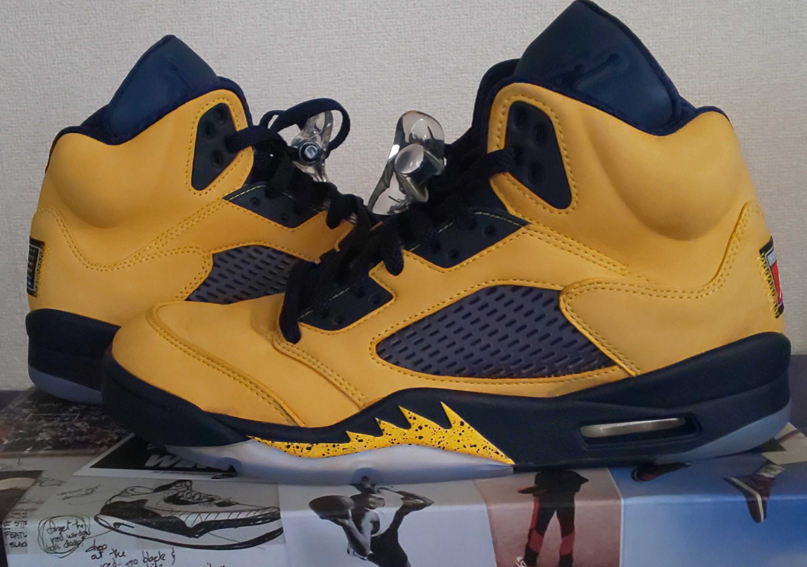 NIKE AIR JORDAN 5 "MICHIGAN"