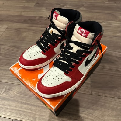 Nike Air Jordan 1 High OG "Lost & Found/Chicago"