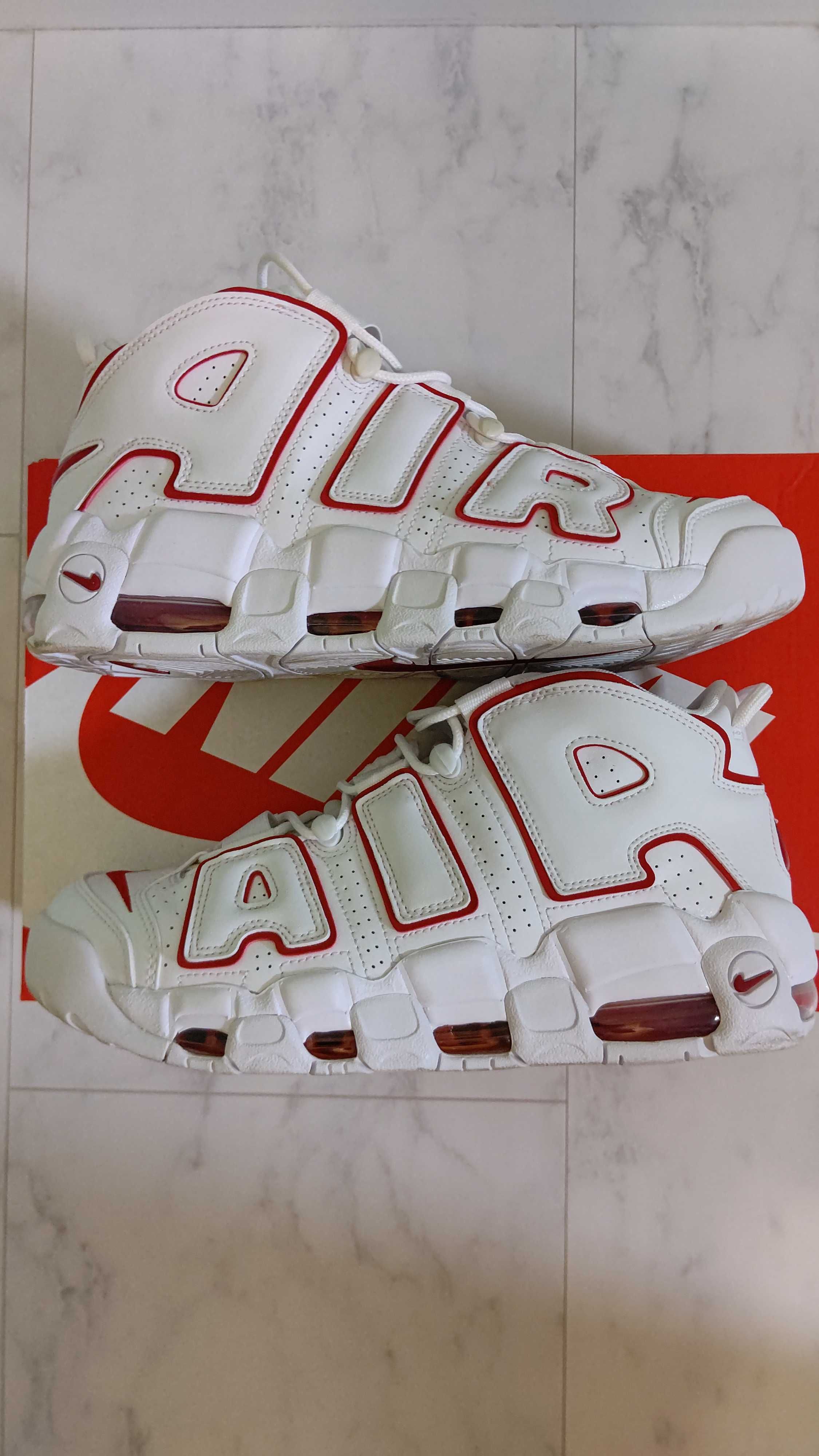 NIKE AIR MORE UPTEMPO "WHITE/VARSITY RED" (2021)