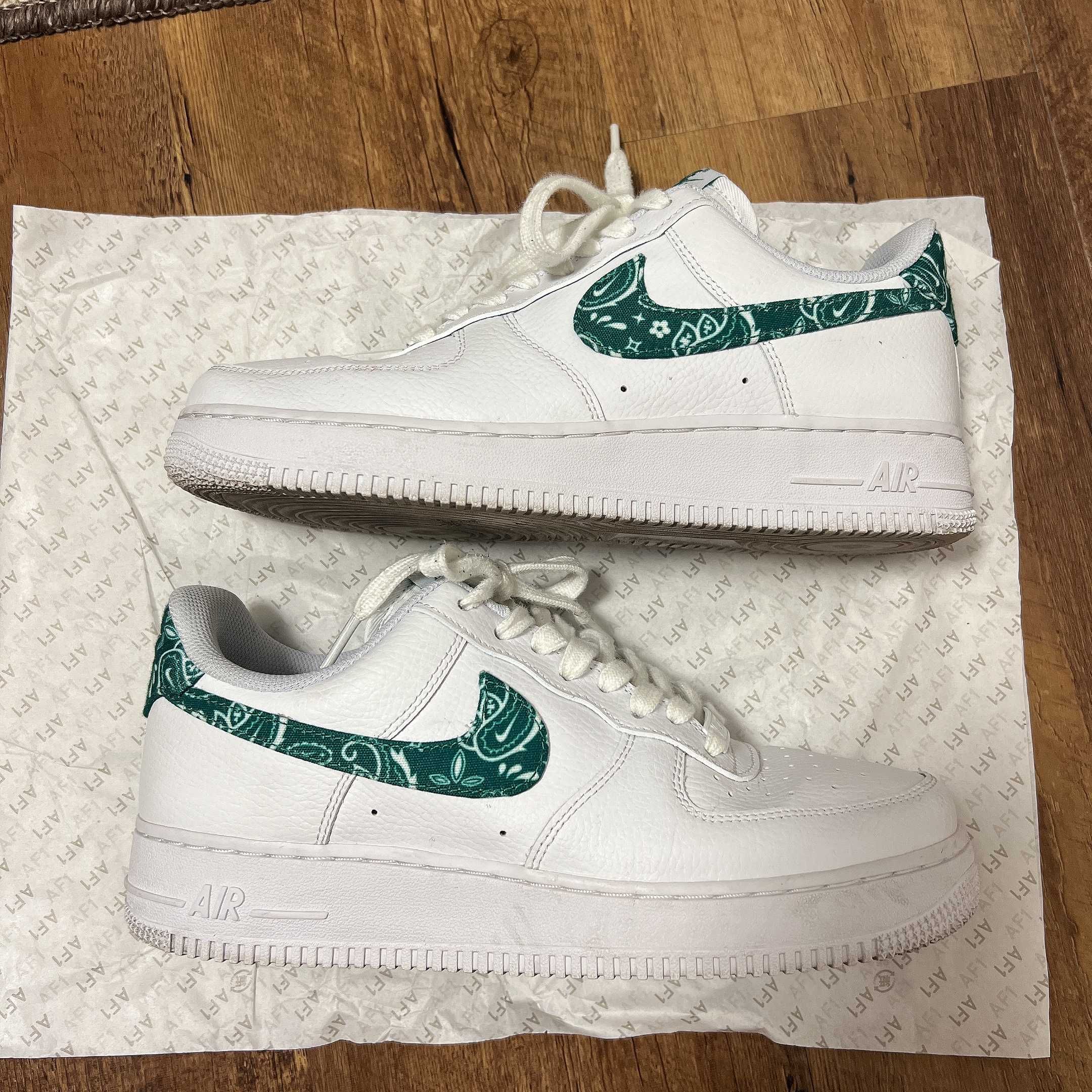 Nike Women's Air Force 1 Low '07 Essential "Green Paisley"