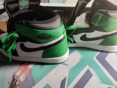 Nike Air Jordan 1 Retro High OG "Celtics/Black and Lucky Green" (2023)