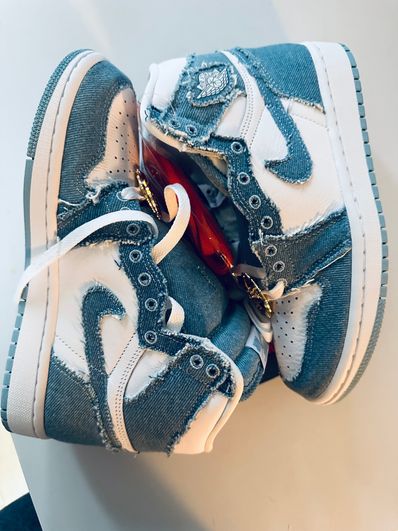 Nike Women's Air Jordan 1 High OG "Denim"