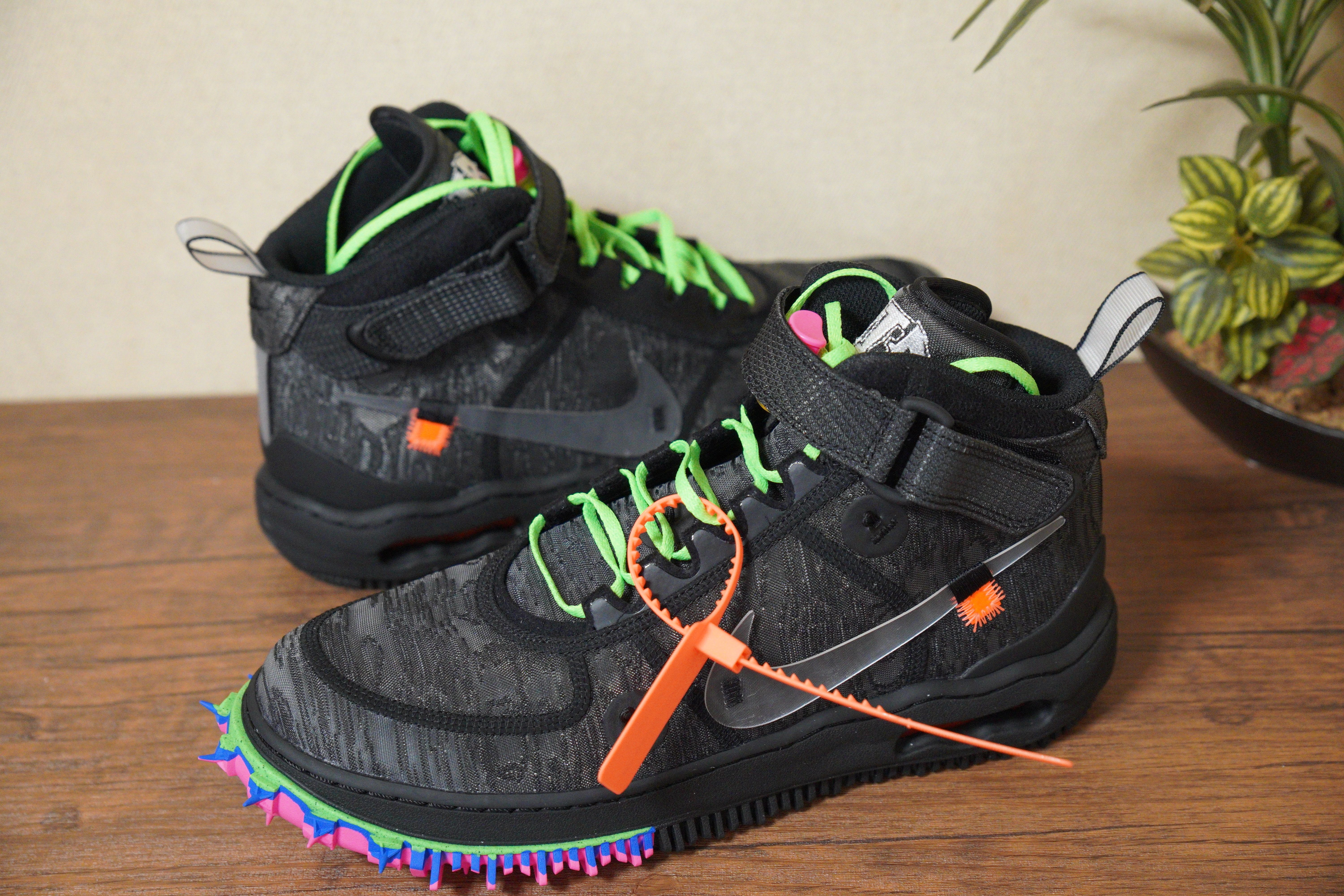 Off-White × Nike Air Force 1 Mid "Black"