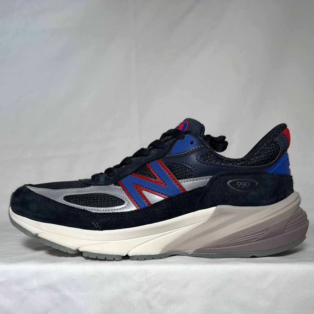 KITH × New Balance 990V6 Madison Square Garden "Navy"