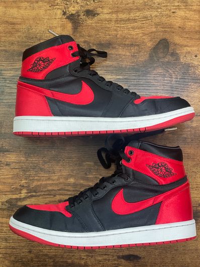 Nike Women's Air Jordan 1 Retro High OG "Satin Bred"