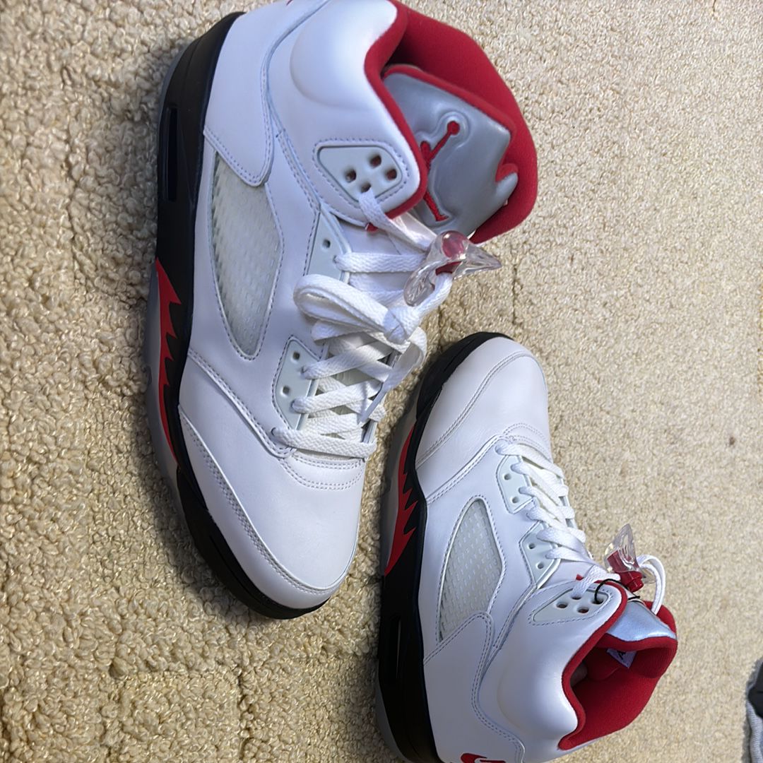 Nike Air Jordan 5 Retro "Fire Red" (2020)