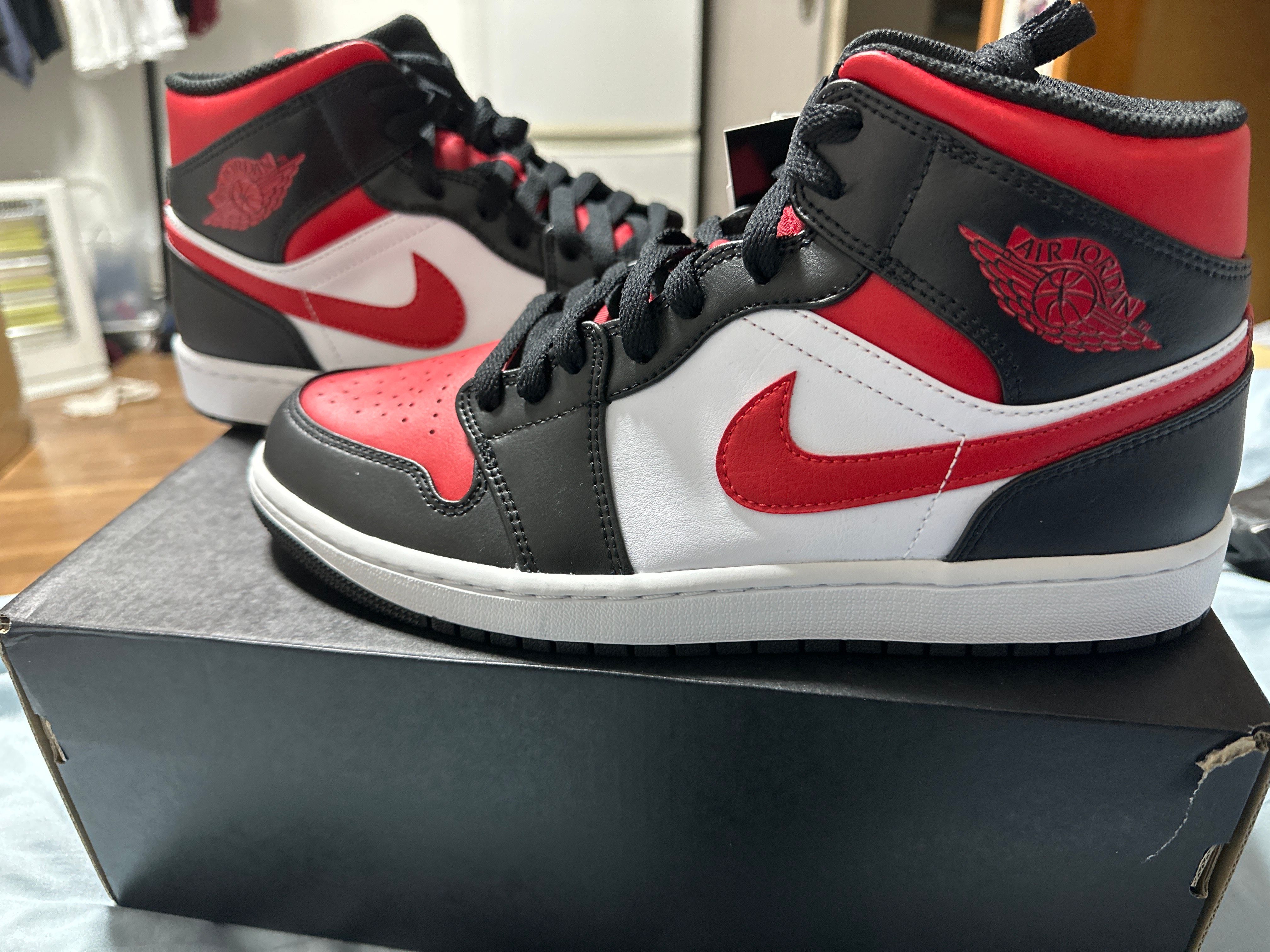 Nike Air Jordan 1 Mid "Black/Gym Red/White"