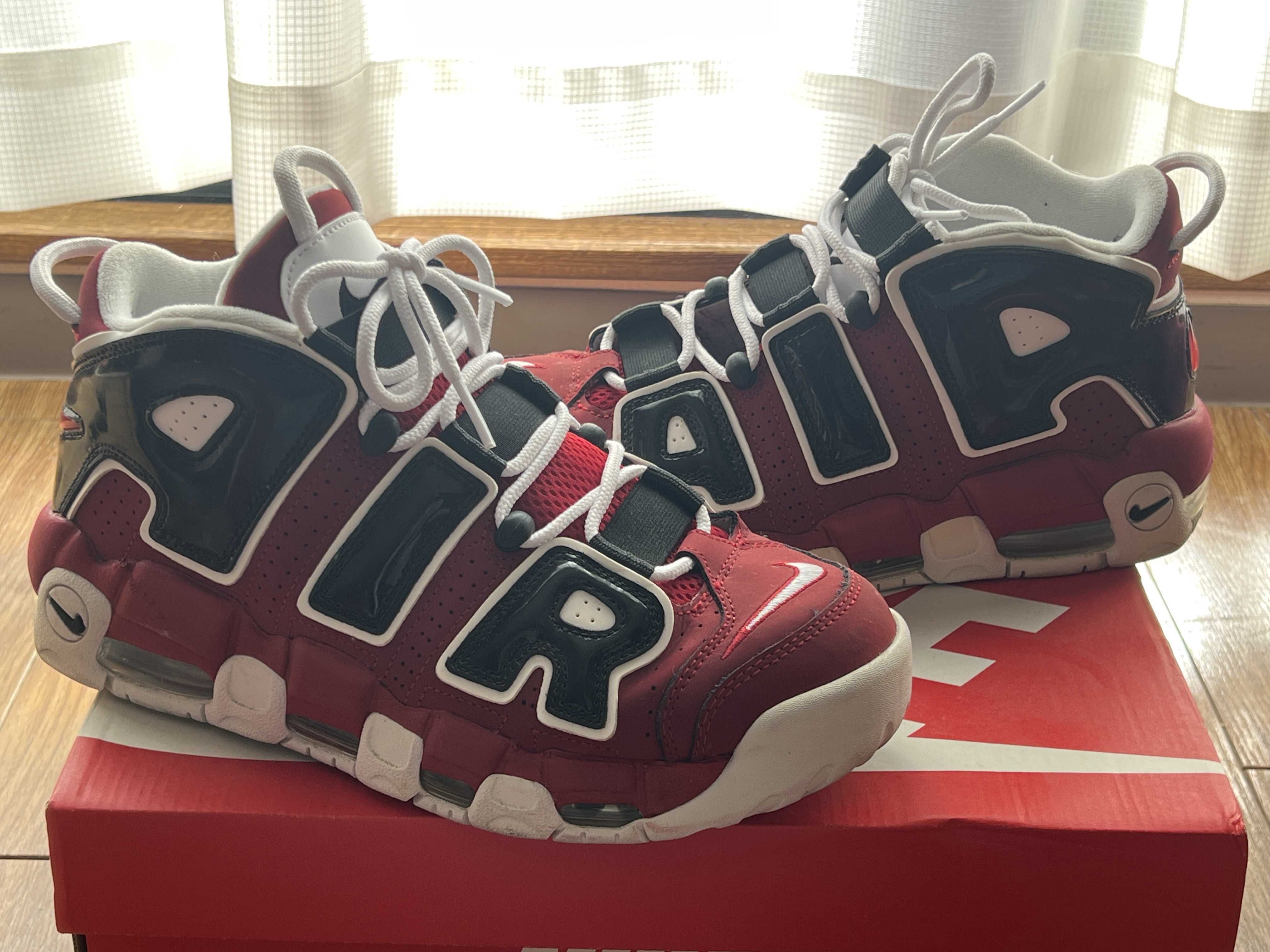 Nike Air More Uptempo ’96 "Black and Varsity Red" (2021)