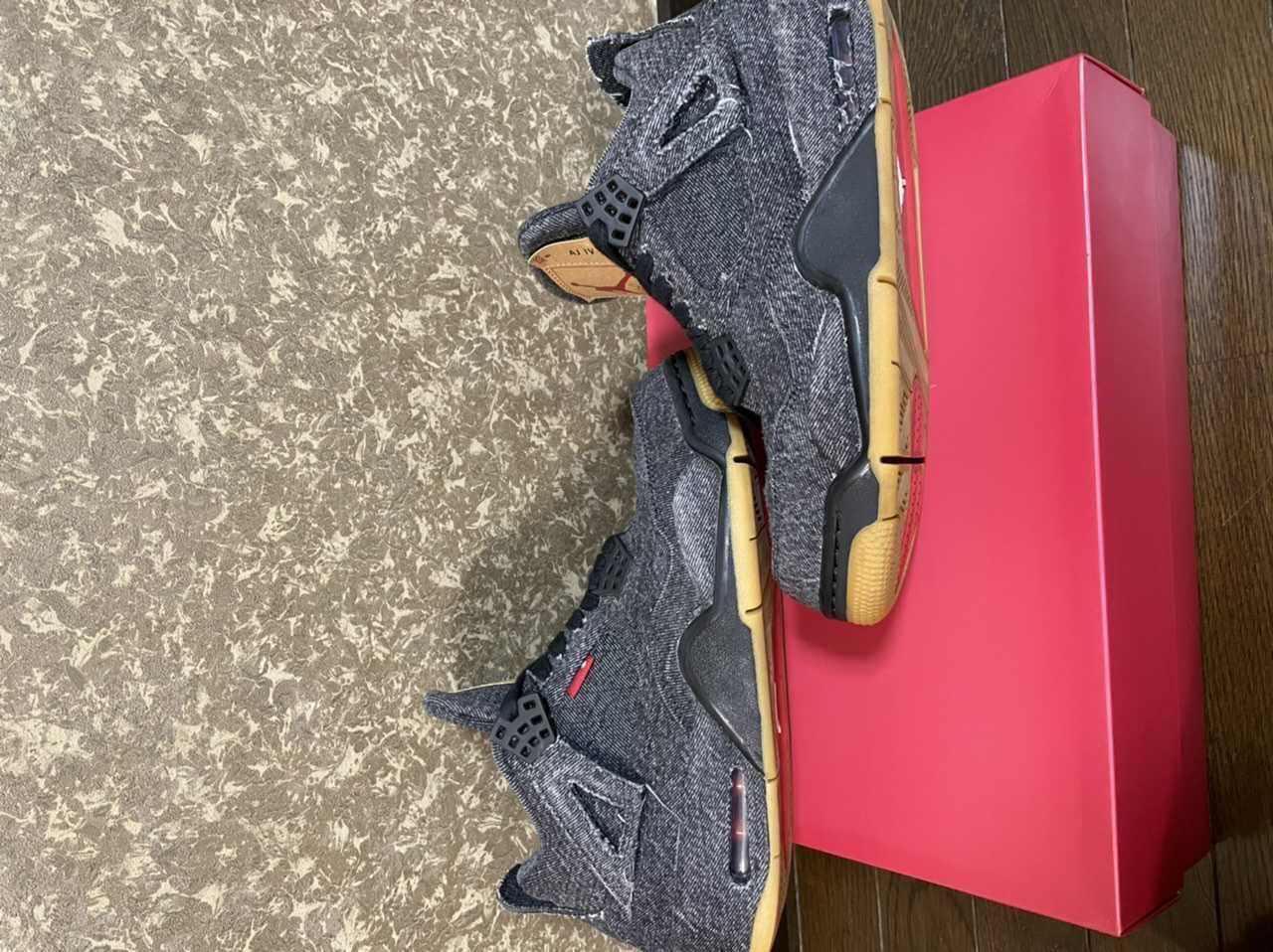 Nike × Levi's Air Jordan 4 "Black Denim" (Tag: LEVIS®)