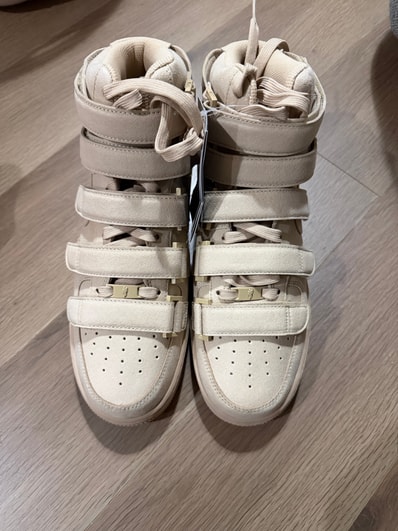 Billie Eilish × Nike Air Force 1 High '07 SP "Mushroom"