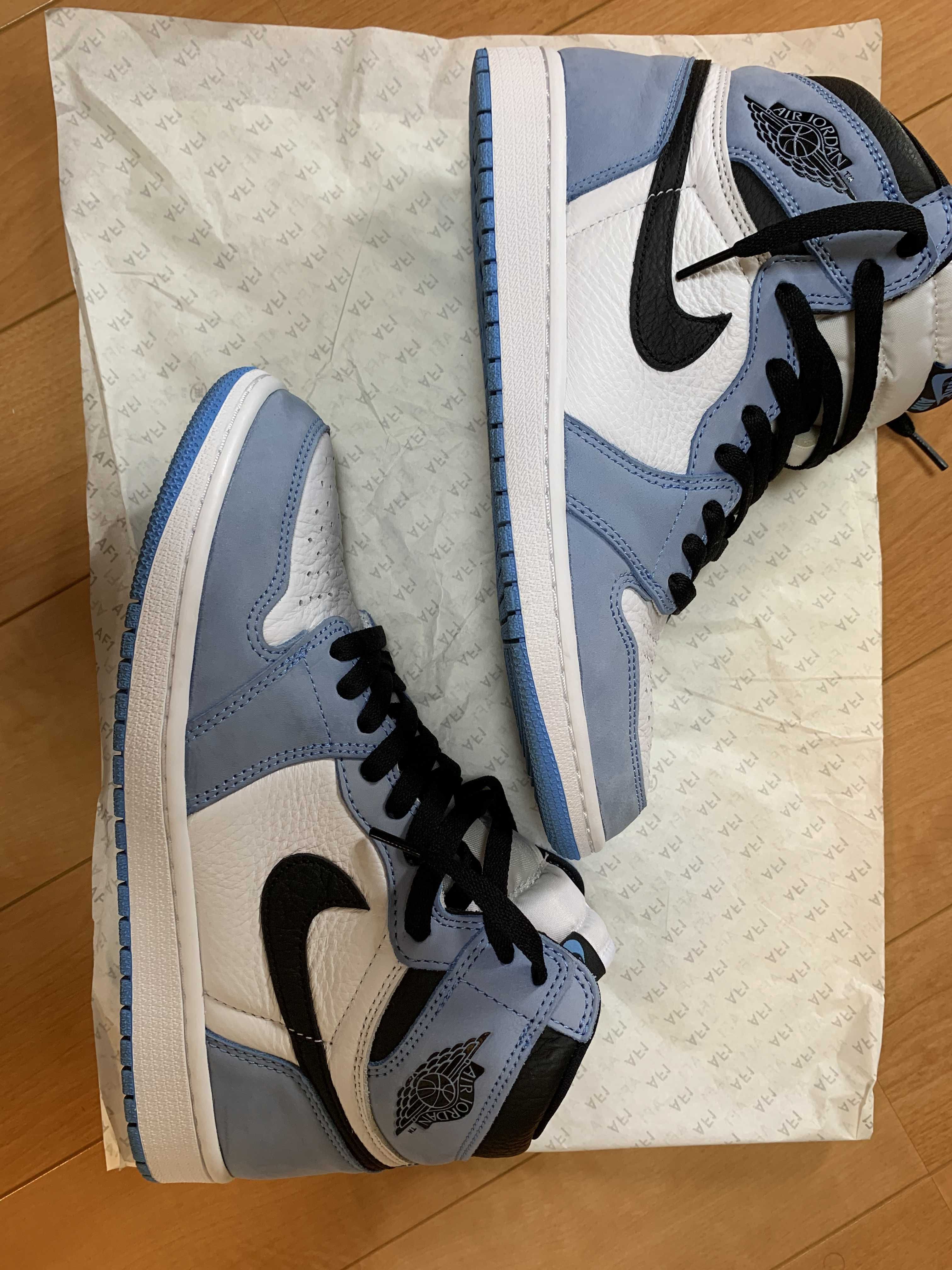 Nike Air Jordan 1 High OG "University Blue"