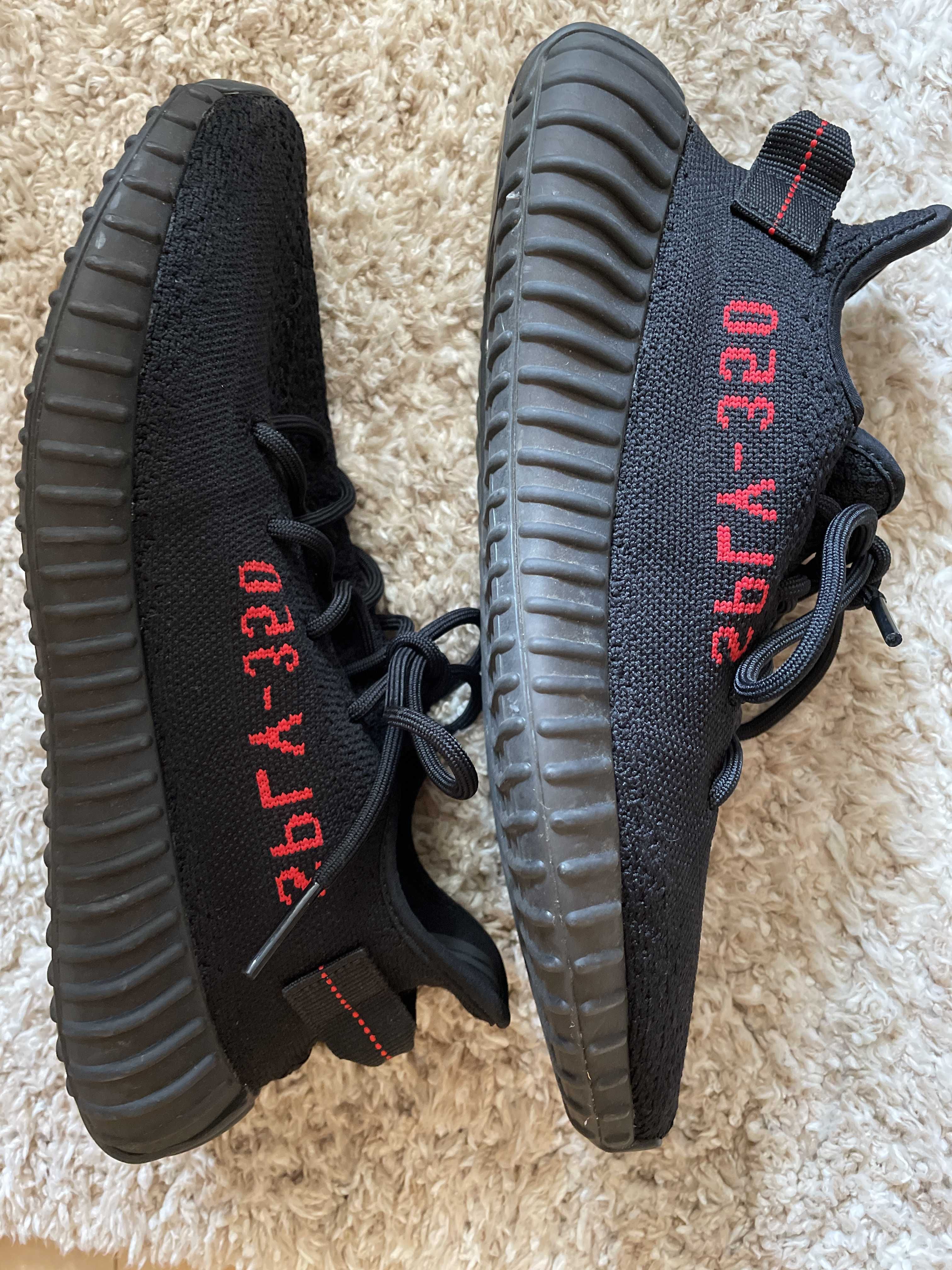 adidas YEEZY Boost 350 V2 "Core Black/Red" (2020)