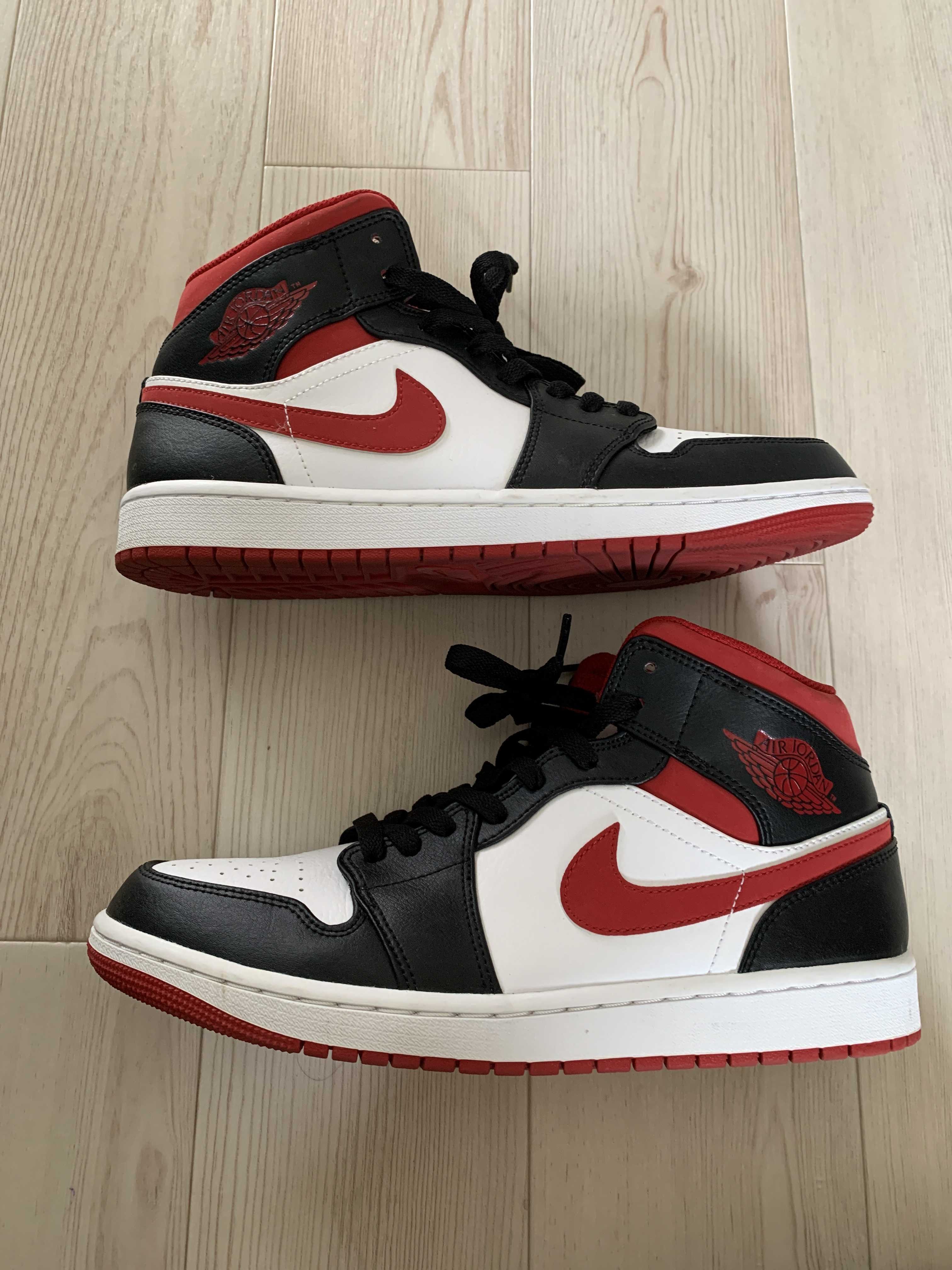Nike Air Jordan 1 Mid "White/Gym Red Black"