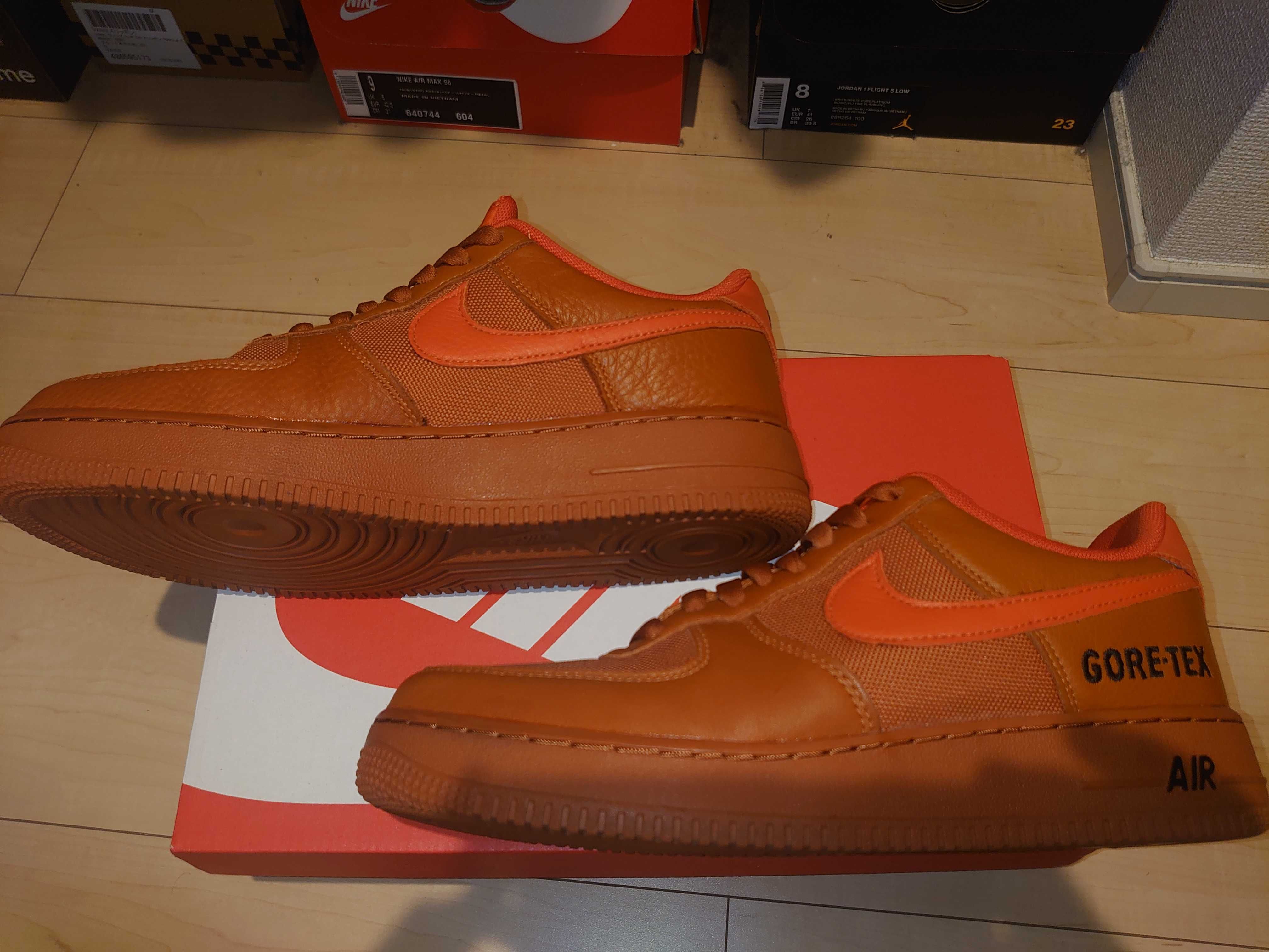 NIKE AIR FORCE 1 LOW GORE-TEX "DESERT ORANGE"