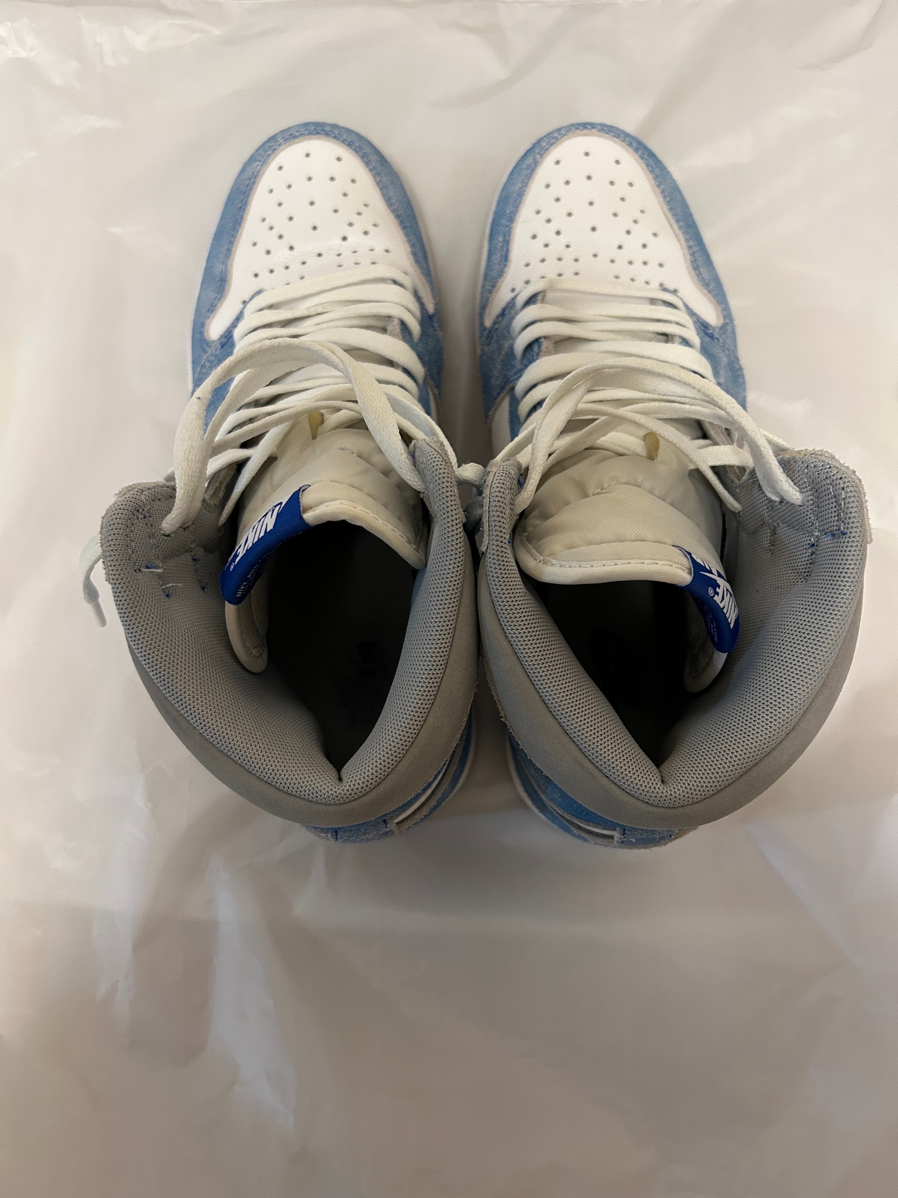 Nike Air Jordan 1 High OG "Hyper Royal"